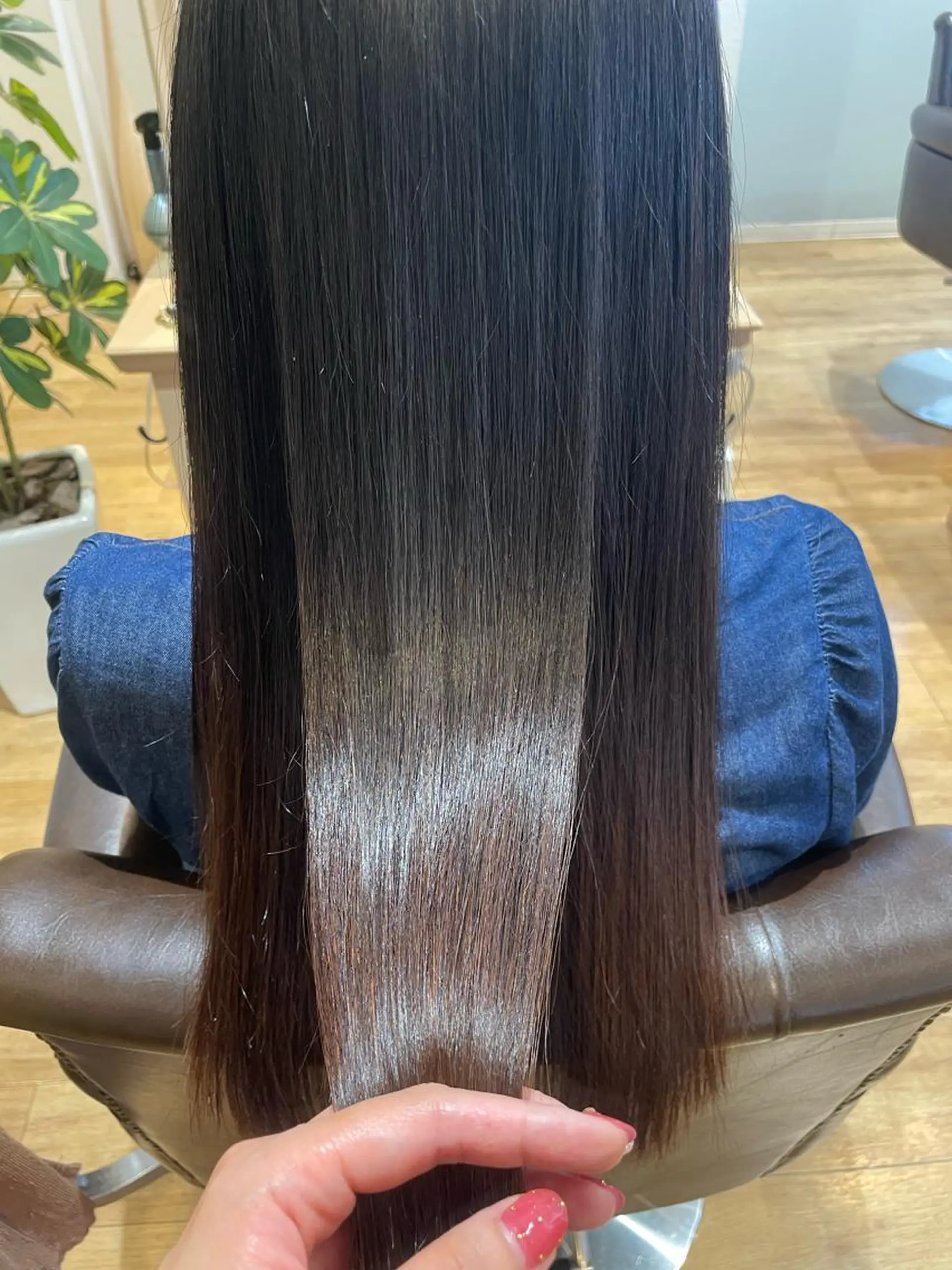 ロング 髪質改善 縮毛矯正 トリートメント トリートメント 片倉 由湖のヘアスタイル