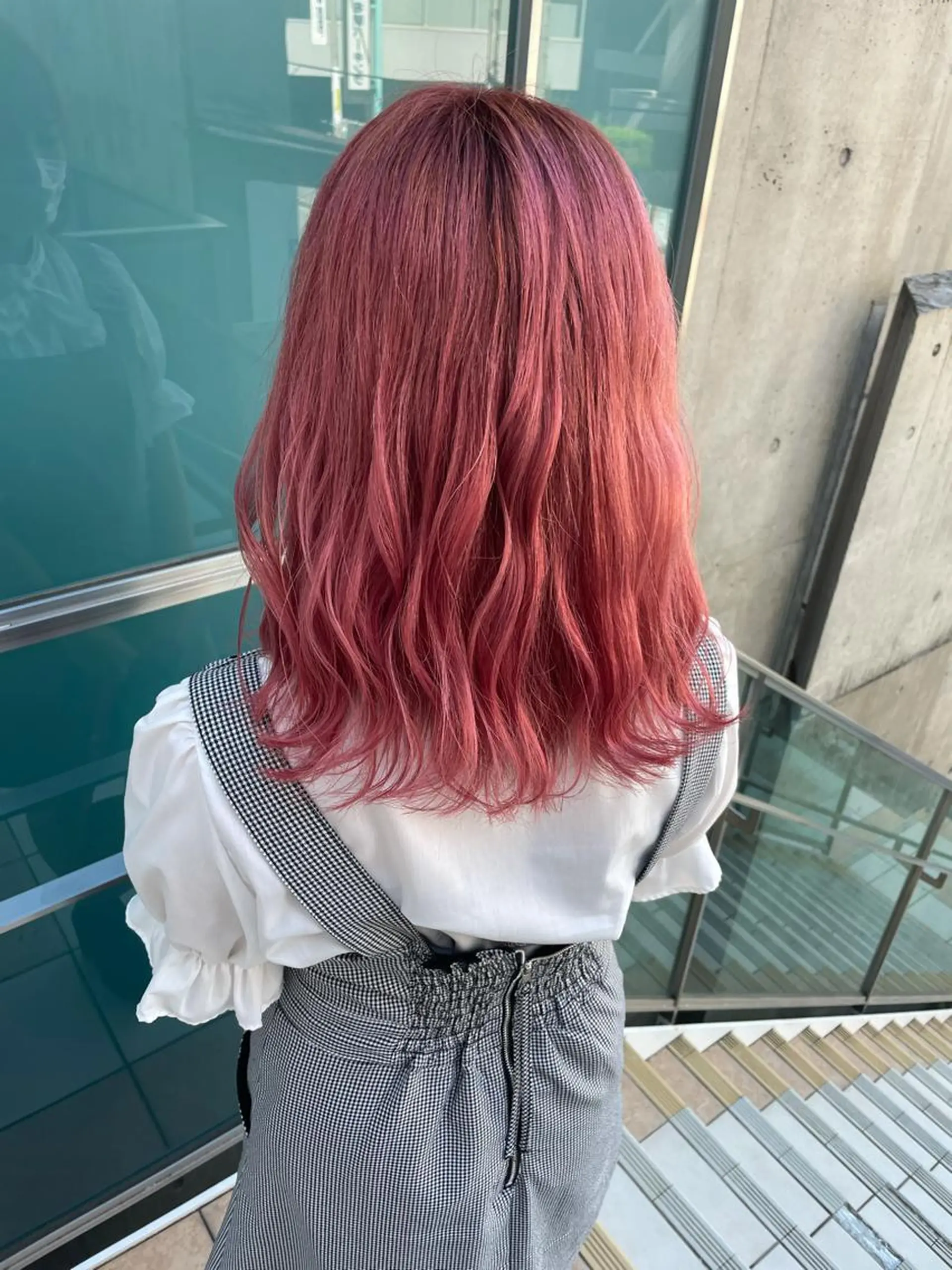 ミディアム カラー レイヤーカット/髪質 改善/矯正🤍吉田のヘアスタイル