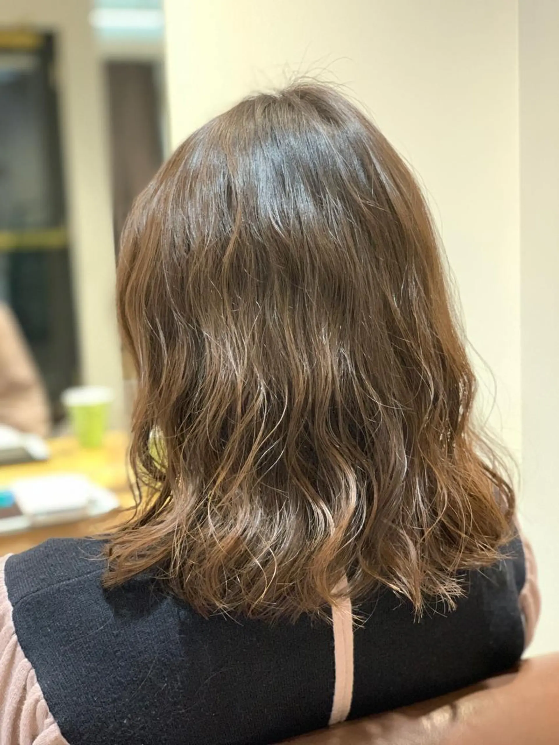 ミディアム パーマ MIA 菅原のヘアスタイル