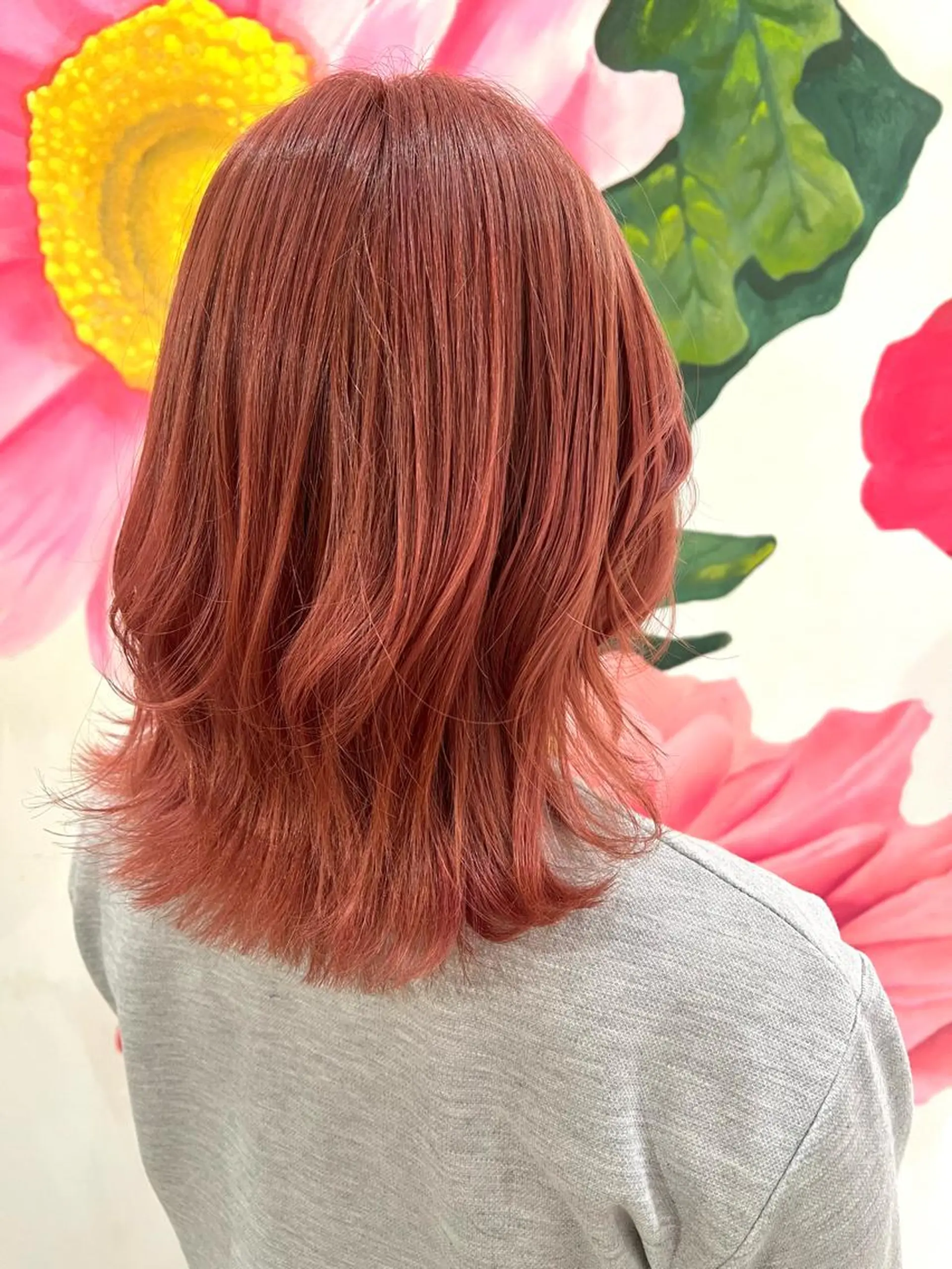 ミディアム カラー 草野ゆずき⌇縮毛矯正 ⌇Wカラー⌇レイヤーのヘアスタイル