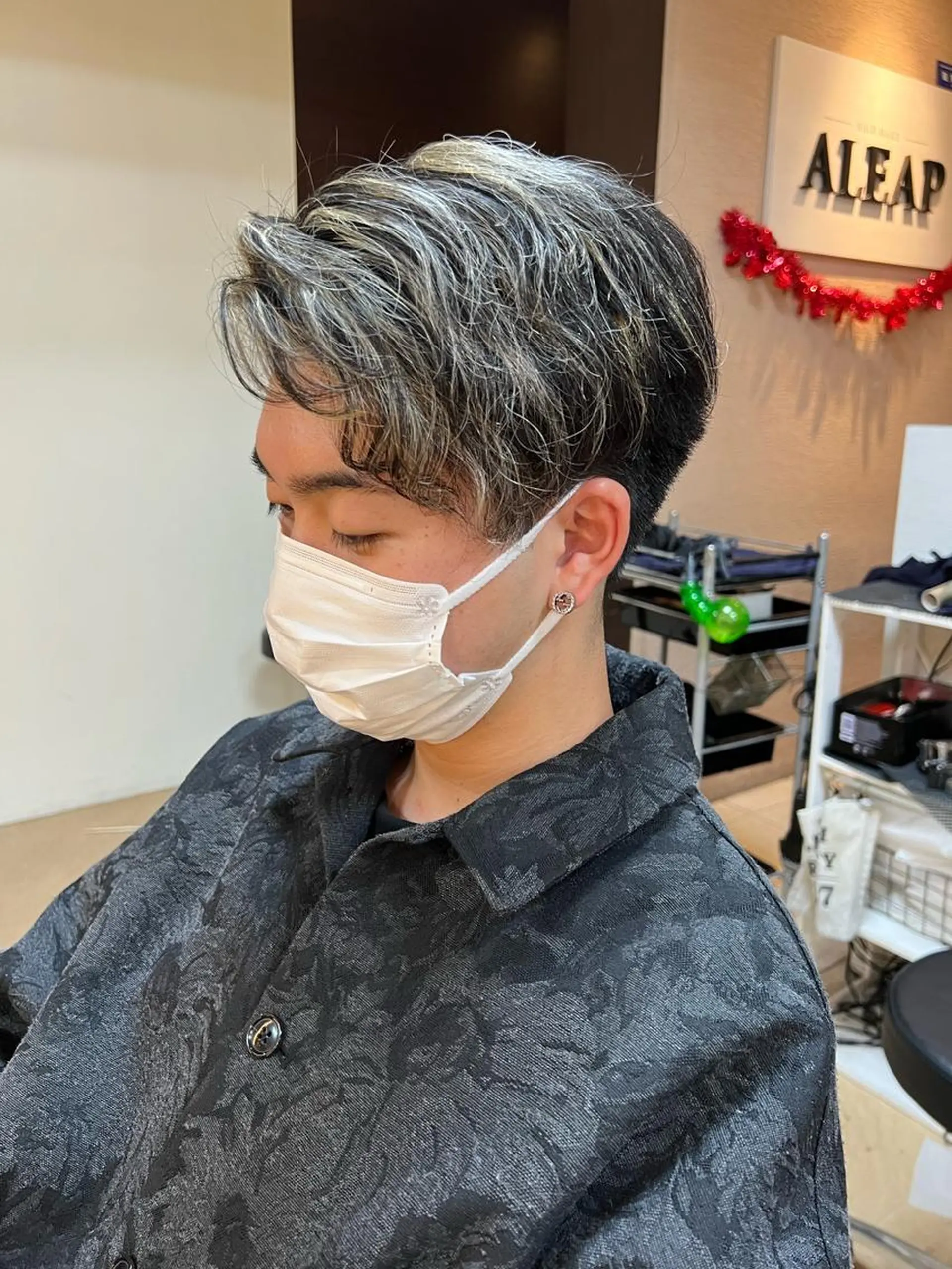 カラー ハイライトカラー ALEAP himekaのヘアスタイル