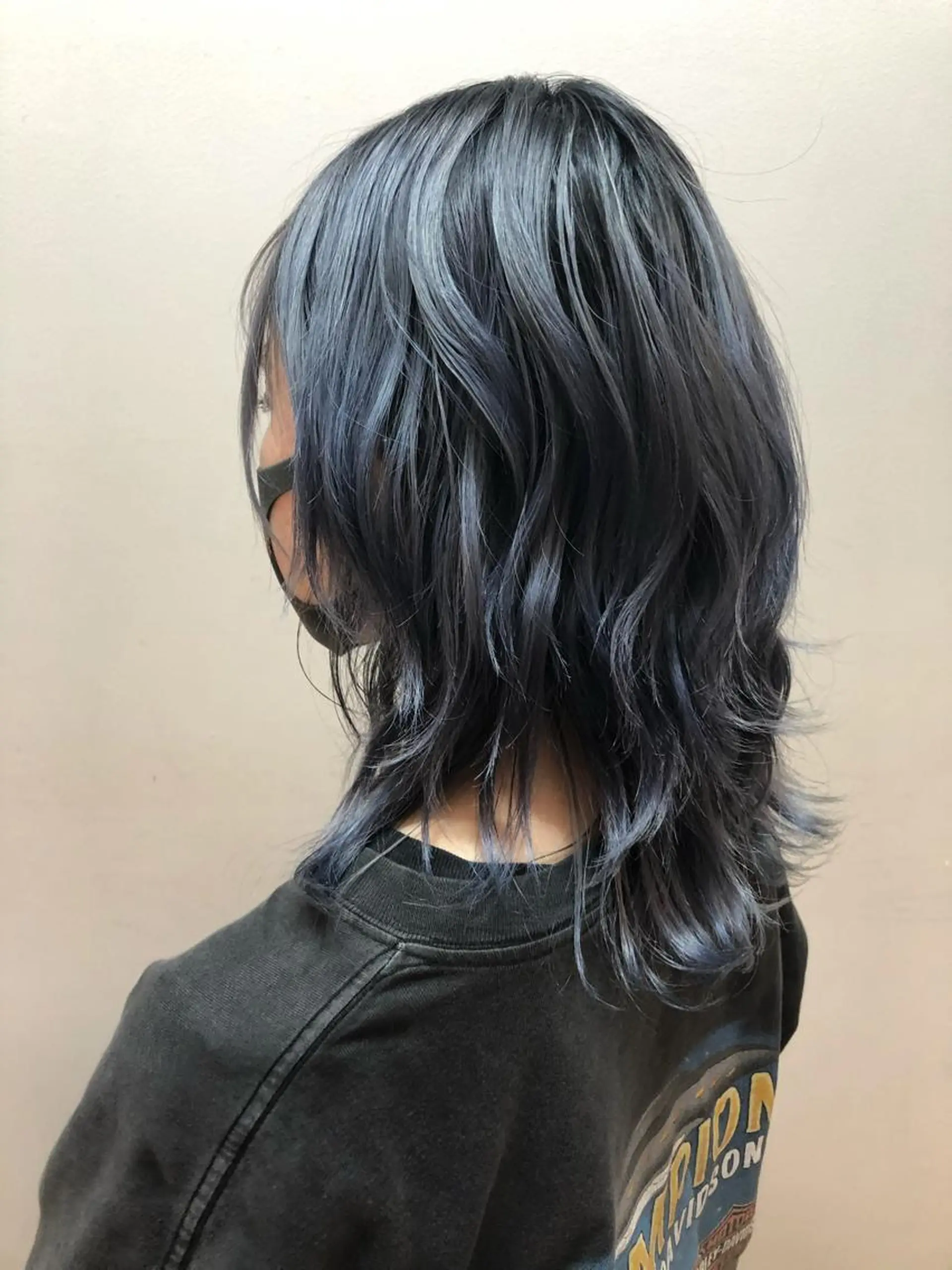 セミロング カラー レイヤーカット 特化型シオンのヘアスタイル