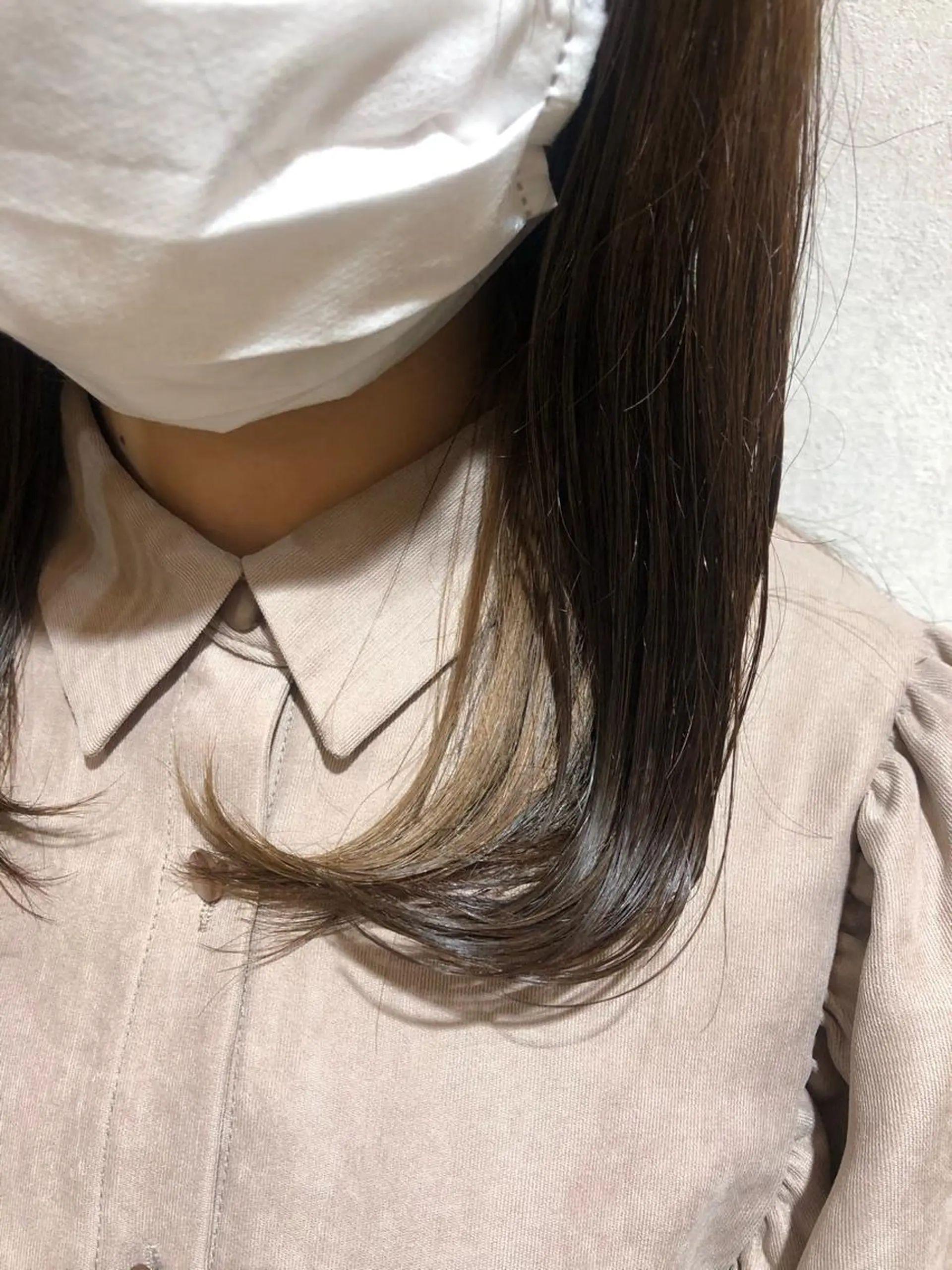 ミディアム カラー ベージュカラー ブリーチ イヤリングカラー 🍓🍇 MAHO💞のヘアスタイル