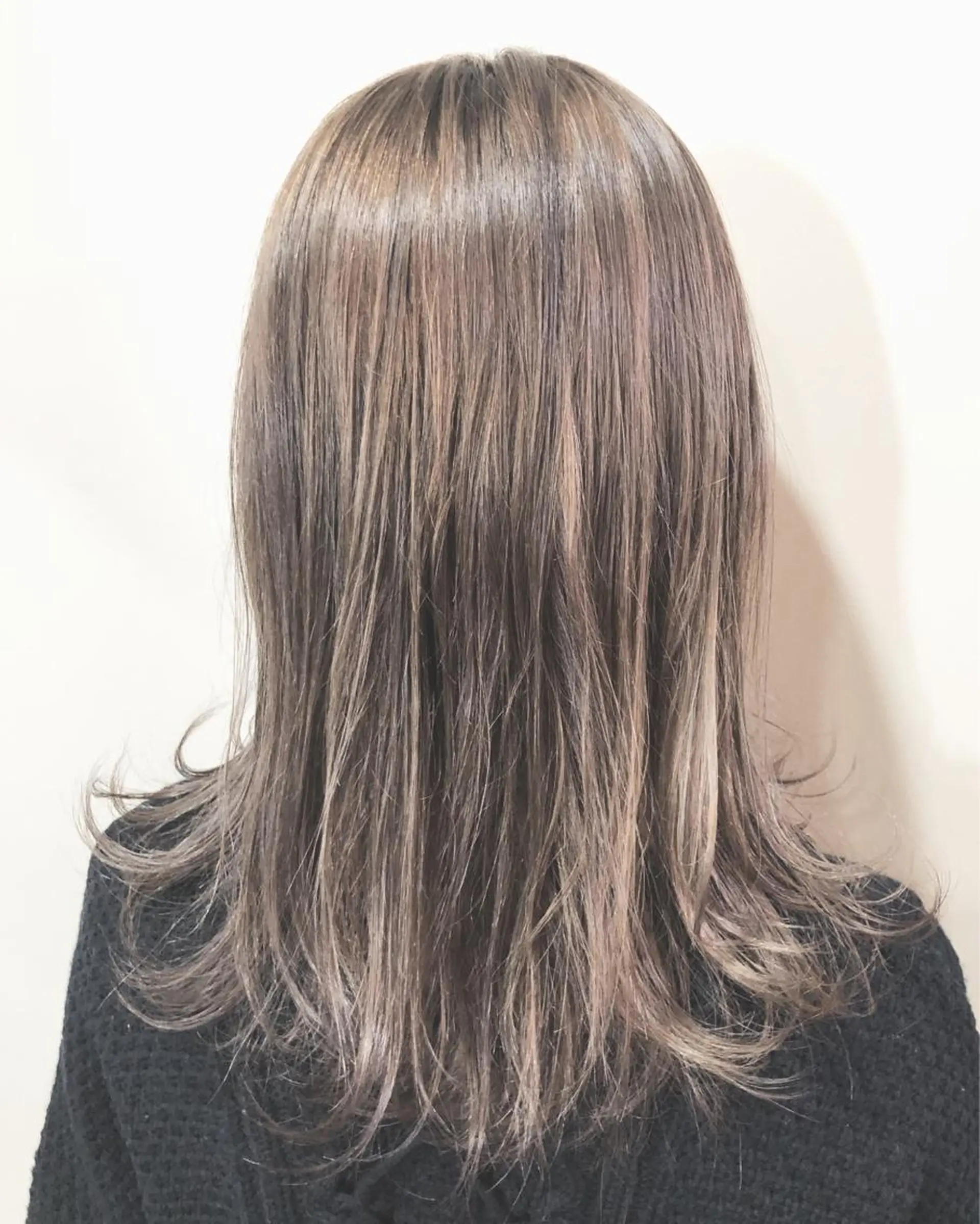 ミディアム カラー ヘアアレンジ ミニボブ/ブリーチ 🌈MISATOのヘアスタイル