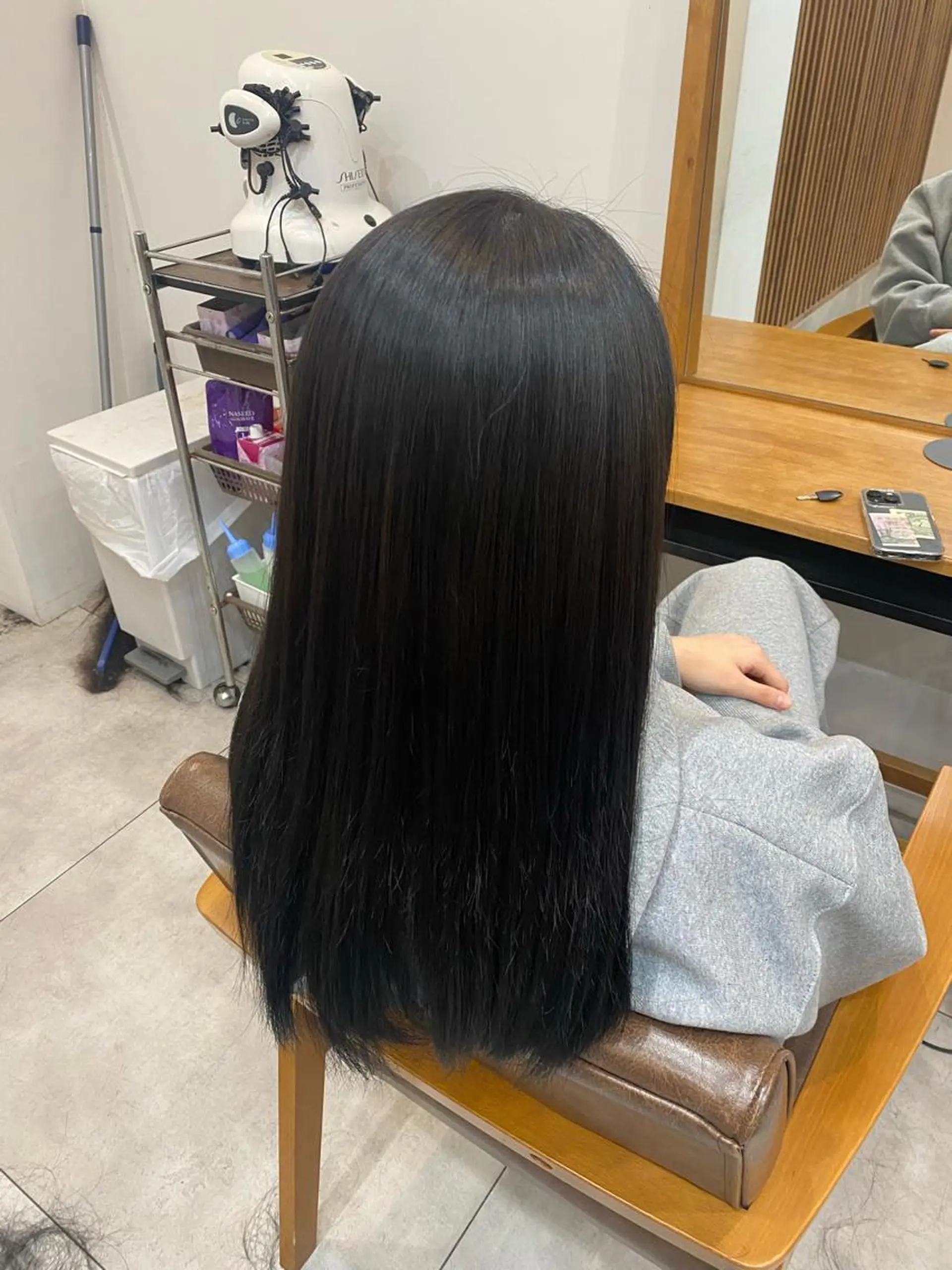 セミロング mio/⭐︎ ブリーチ指名No.1のヘアスタイル