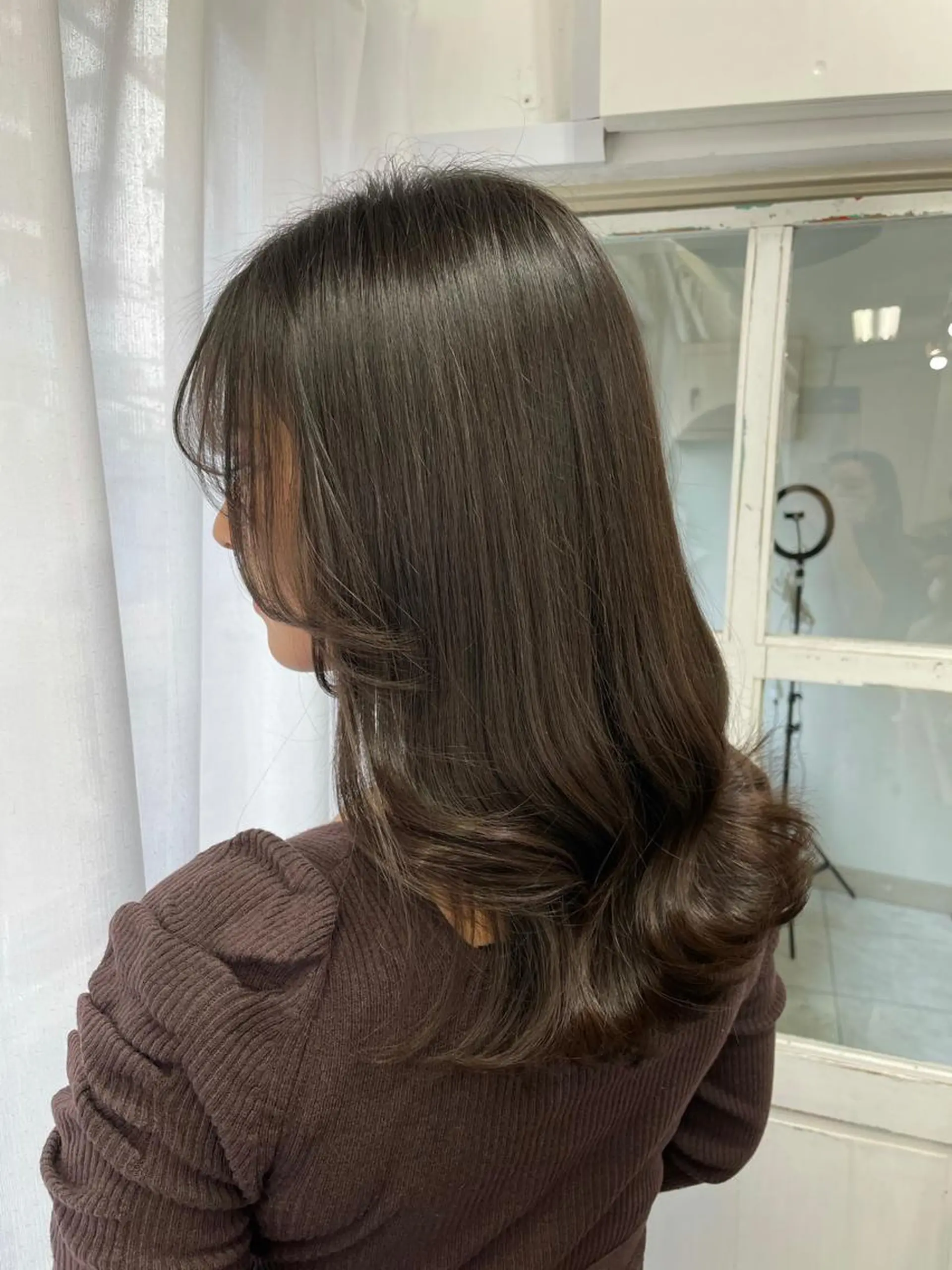 セミロング カラー カット トリートメント 韓国ヘア🤍髪質改善 🇰🇷AKANEのヘアスタイル