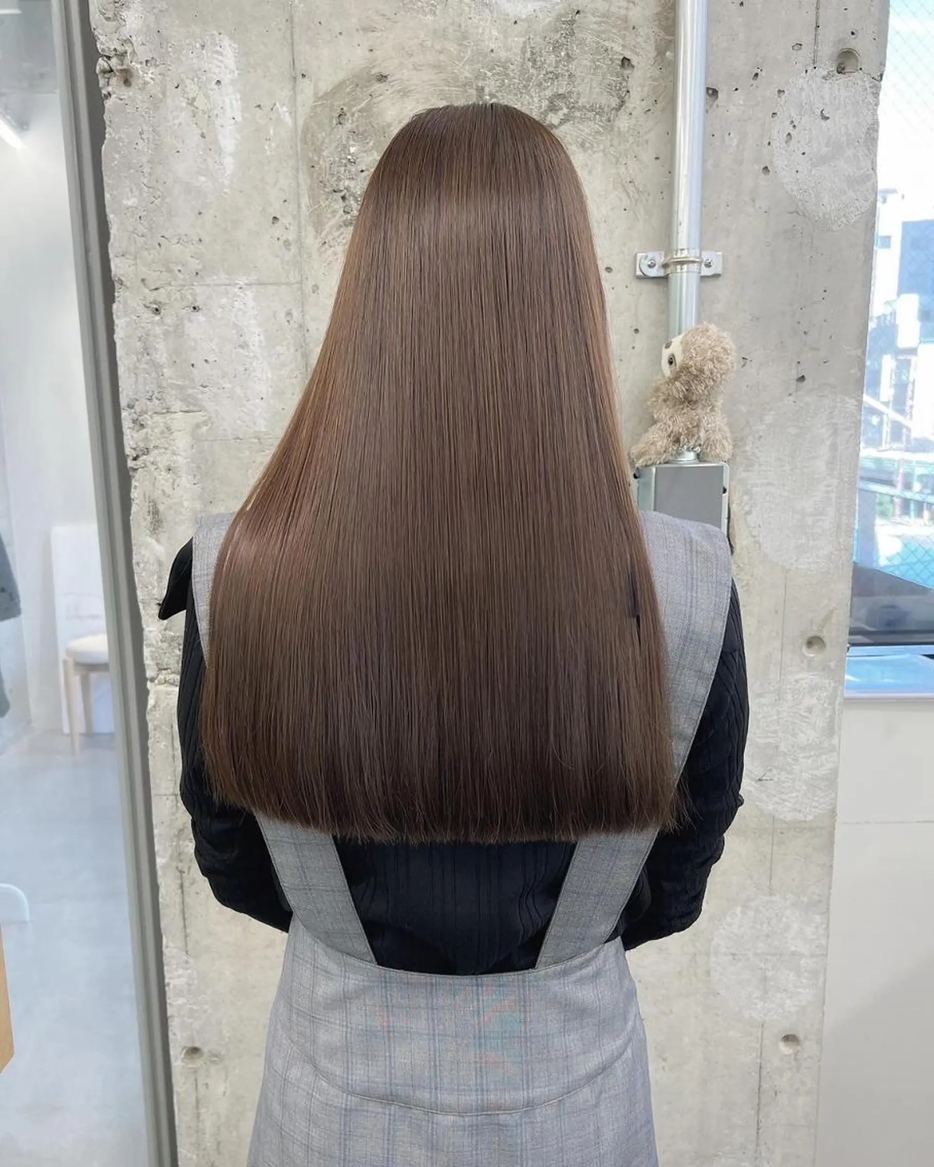 ロング カラー カット トリートメント ヘッドスパ ヘアケア特化型サロン newi 京橋のヘアスタイル