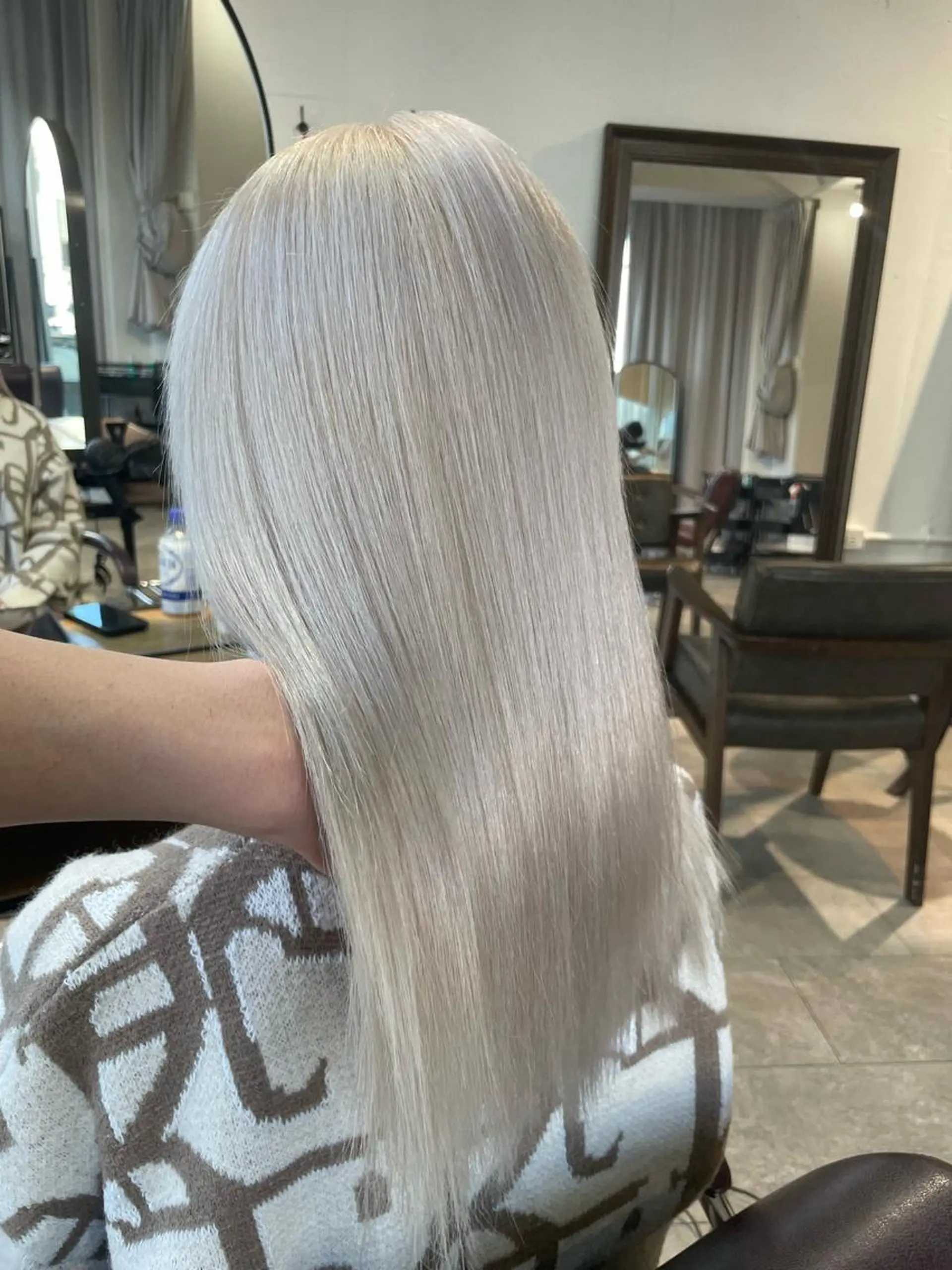 ロング カラー ヘアアレンジ カット ヘアカラー 🌹TikTok４万 ﾌｫﾛﾜｰ🌹AKIのヘアスタイル