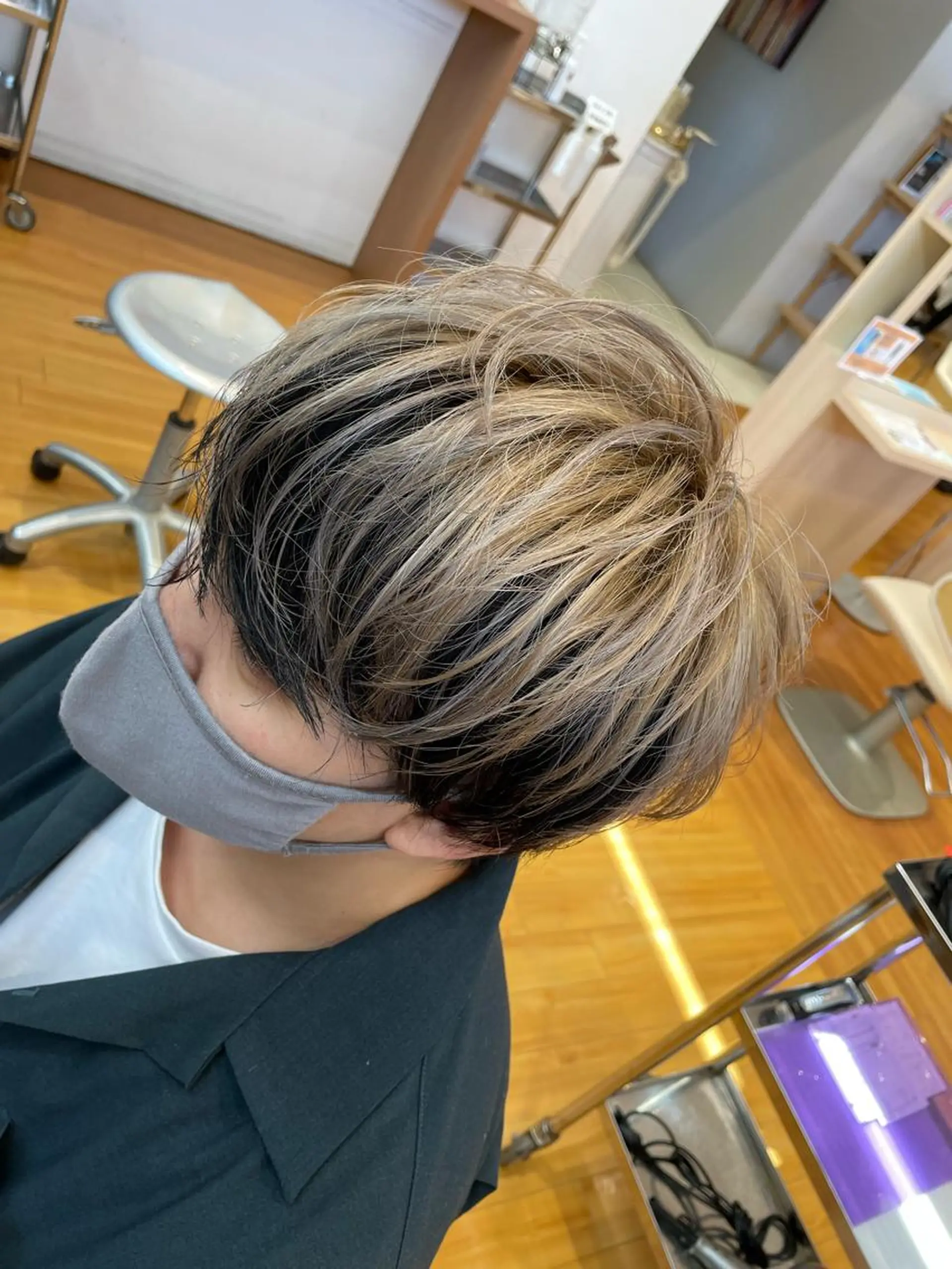 ショート カラー 豊永 椋哉のヘアスタイル