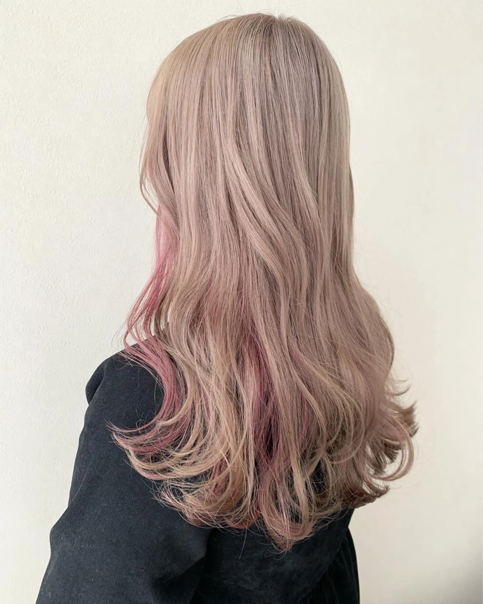 ロング カラー 立川 奈那子のヘアスタイル