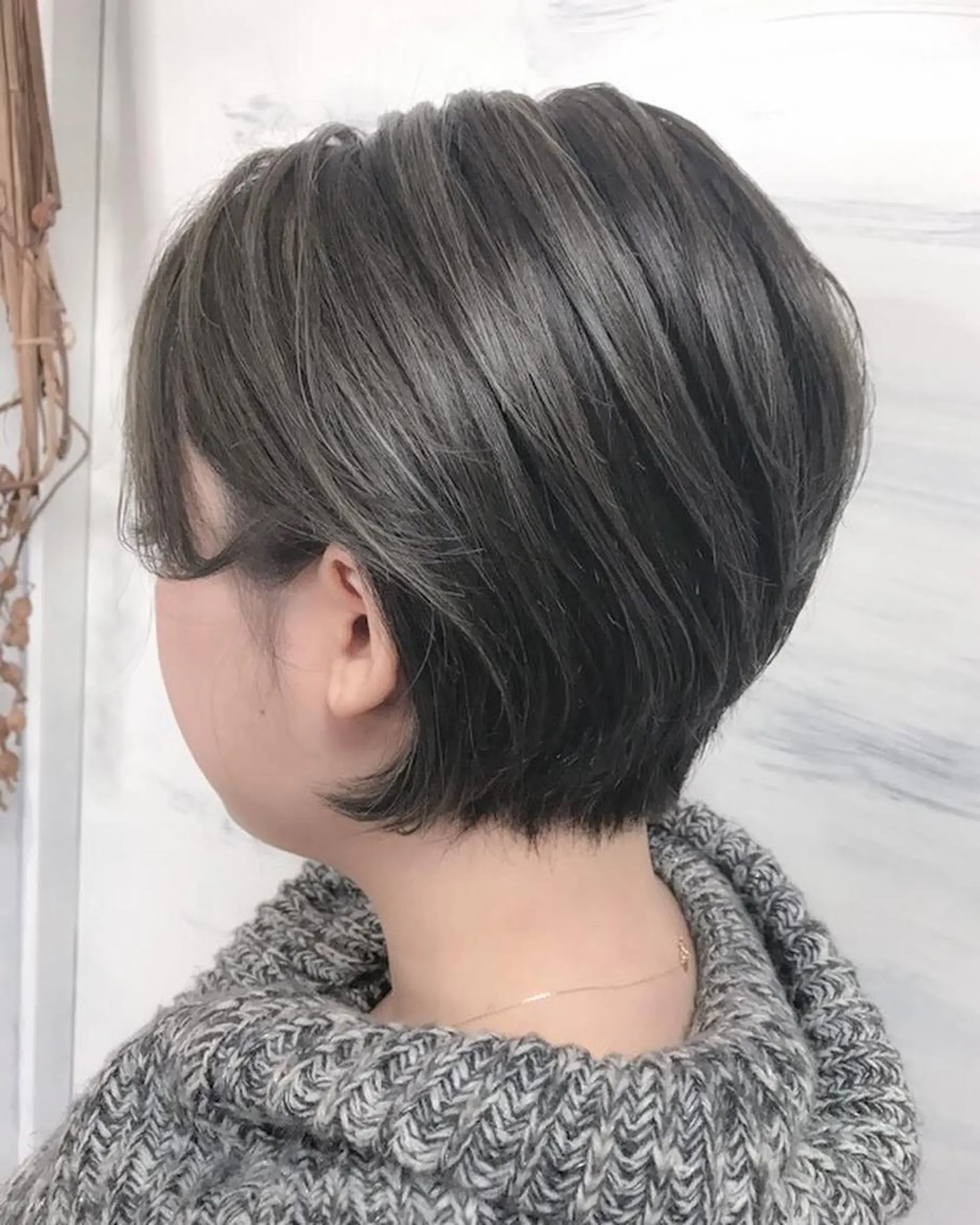 ショート カラー ハンサムショート ハイライトカラー ハイライト ショートヘア ヘアカラー BOX mico.のヘアスタイル