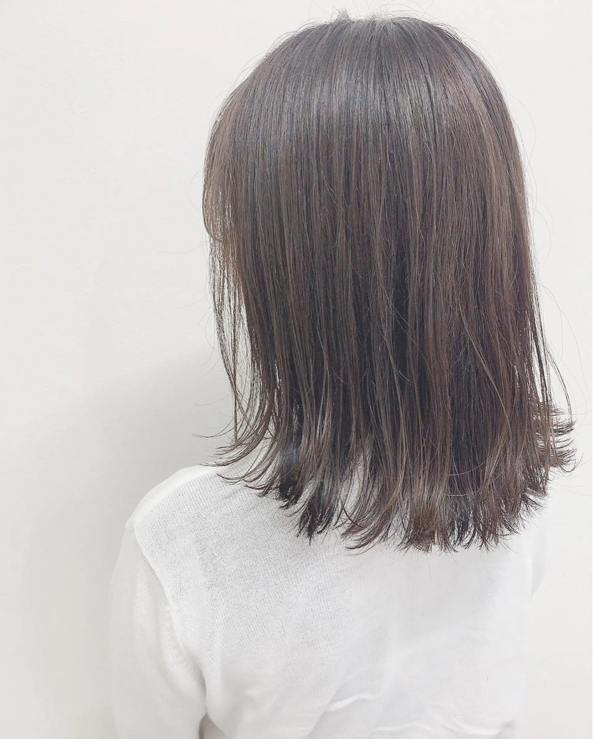 ミディアム カラー ヘアカラー 肌に馴染む暗髪 梅田・増田のヘアスタイル