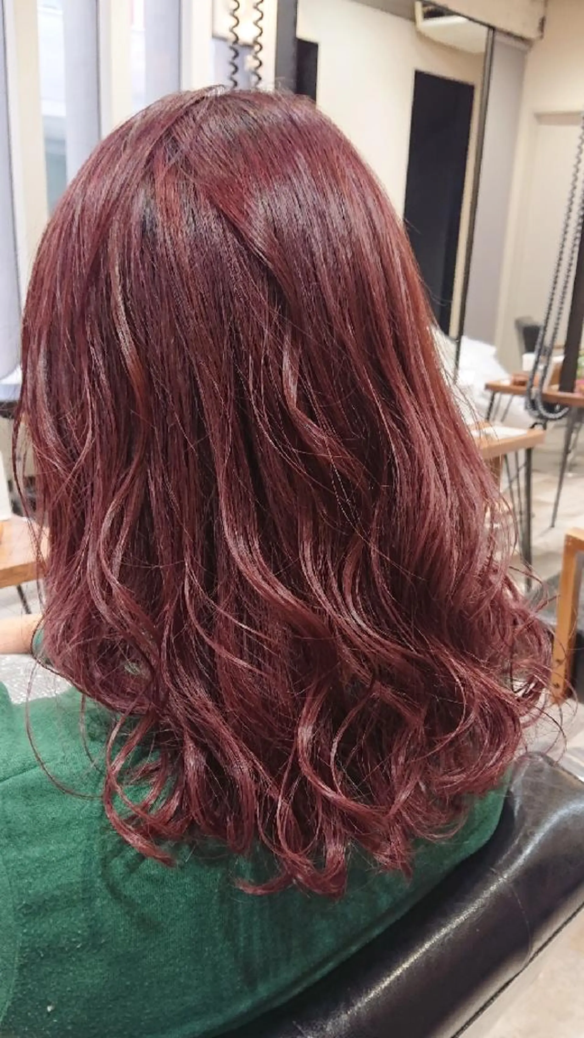 ミディアム カラー ブリーチ ピンクカラー ACROあべの店所属・艶カラー/インナー /グラデ/大西小百合のヘアスタイル