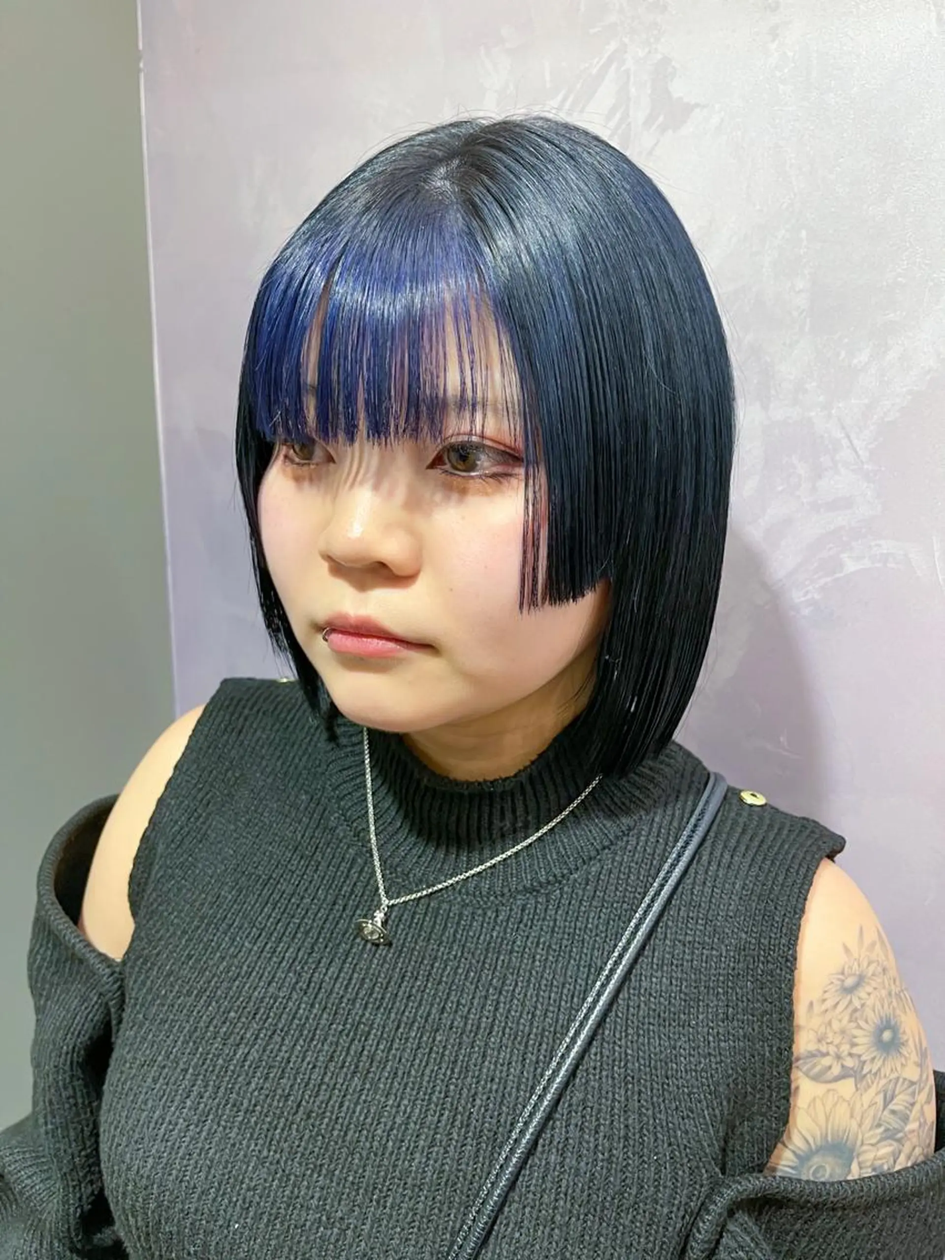 ミディアム カラー パーマ ヘアアレンジ メンズ アイブロウ ブルーカラー 眉カラー 姫カット 提案型カウンセリング が大好評✨鈴木瑛也のヘアスタイル