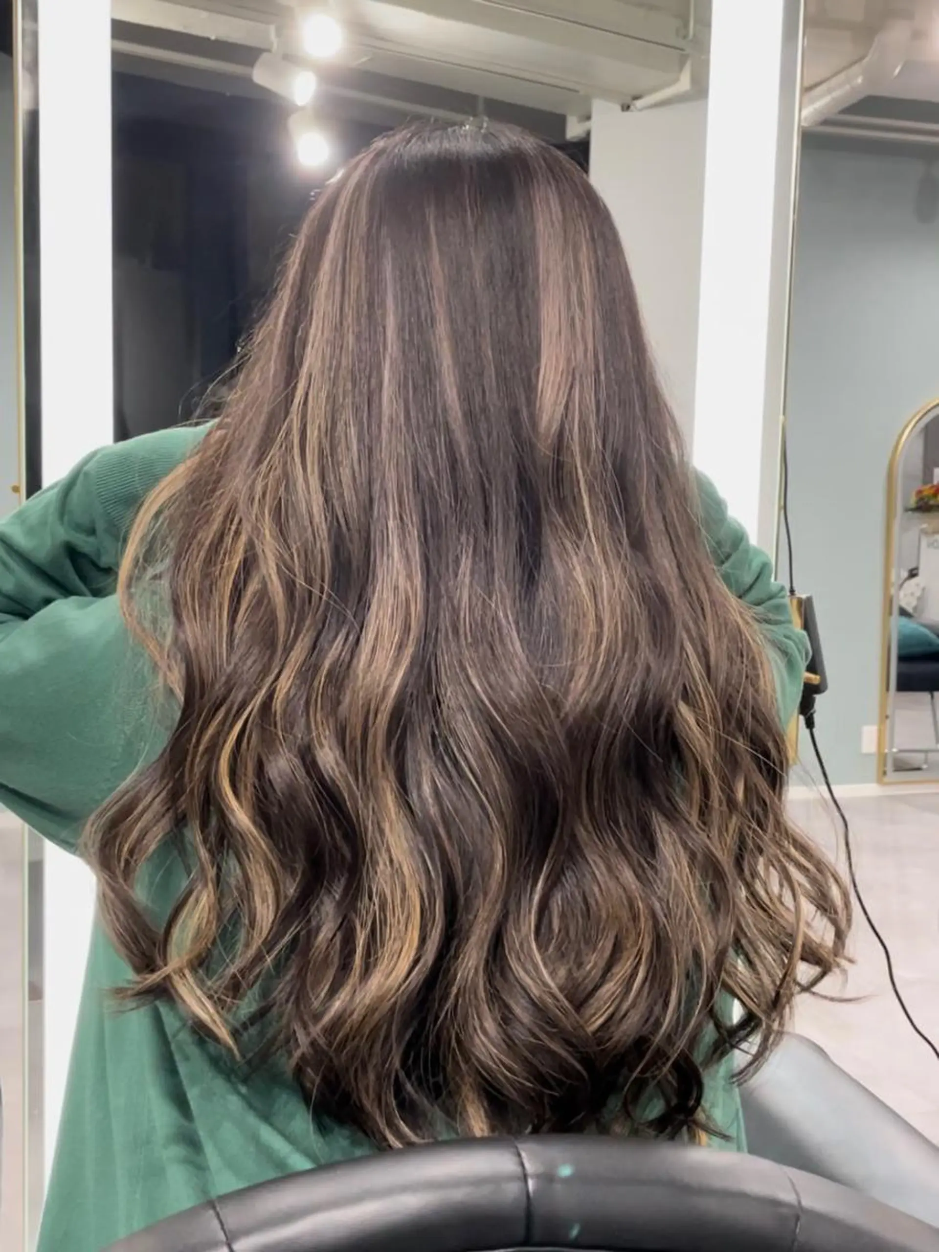 ロング カラー ブリーチ ケアブリーチ デザインカラー ハイライトカラー ハイライト バレイヤージュ/ハイ ライト/庄司鉄平のヘアスタイル