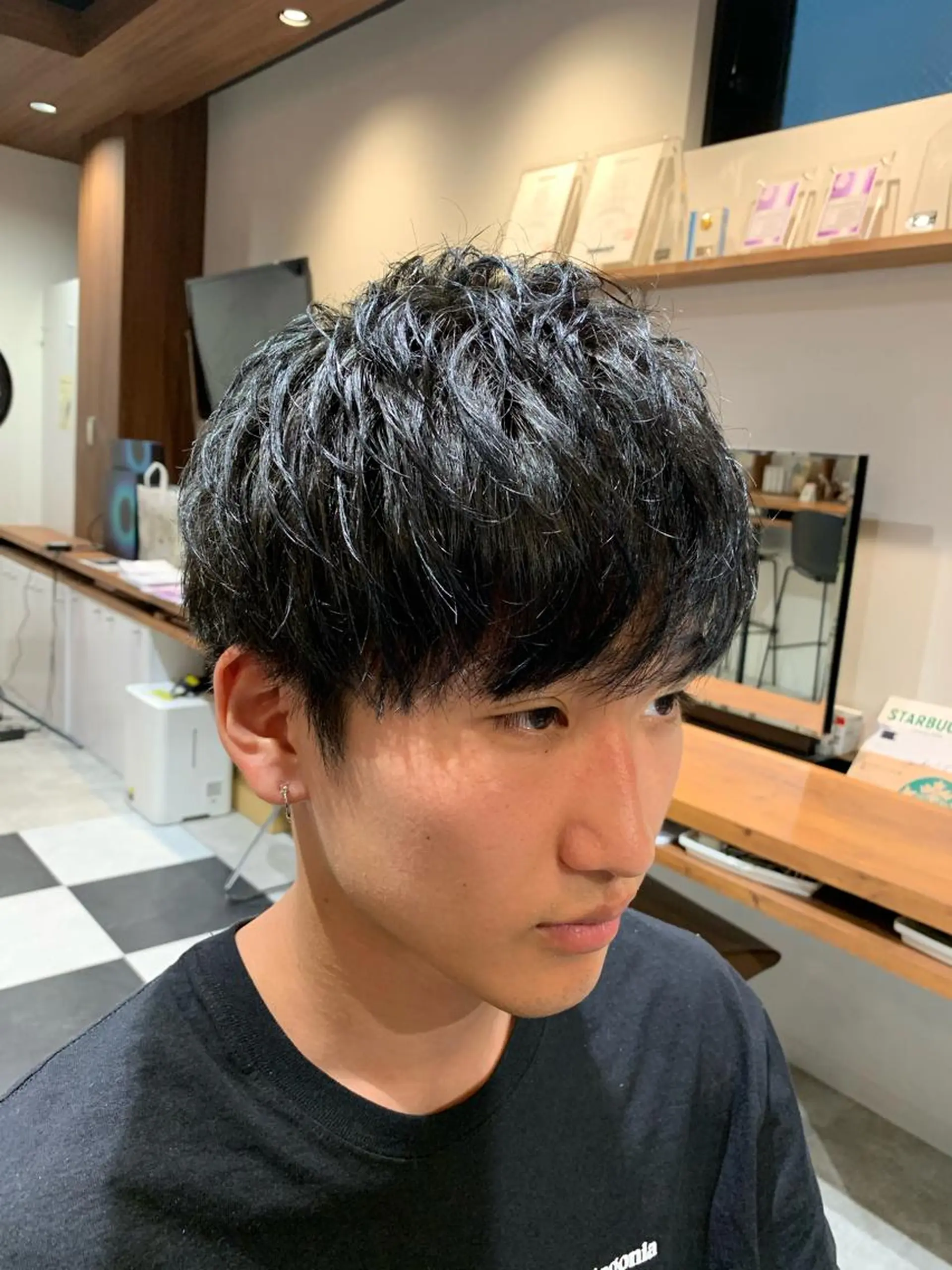 ミディアム 坪井 彰吾のヘアスタイル