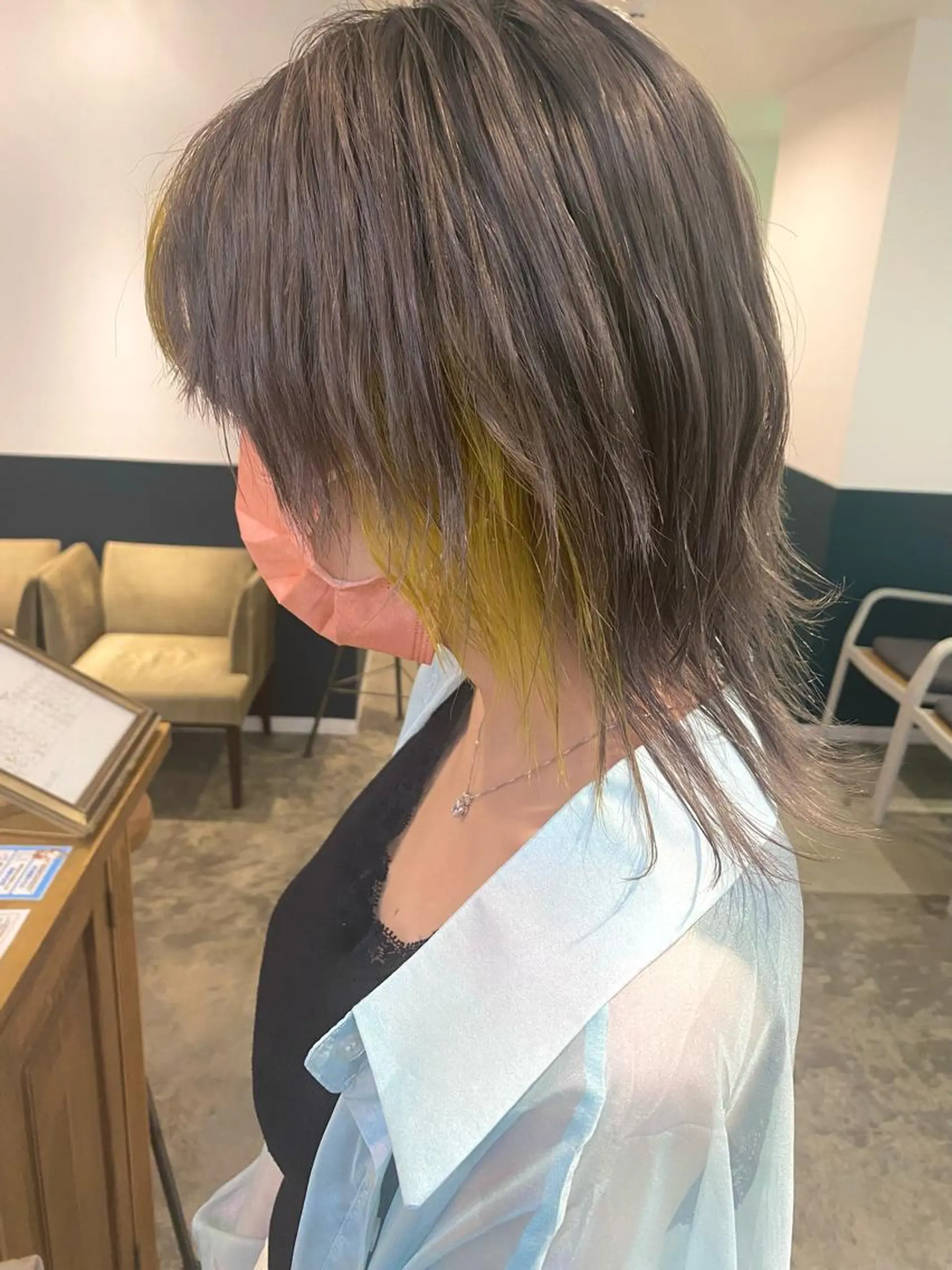 ショート イエローカラー ショートヘア ウルフカット 武内 凌レイヤーカット🐺のヘアスタイル