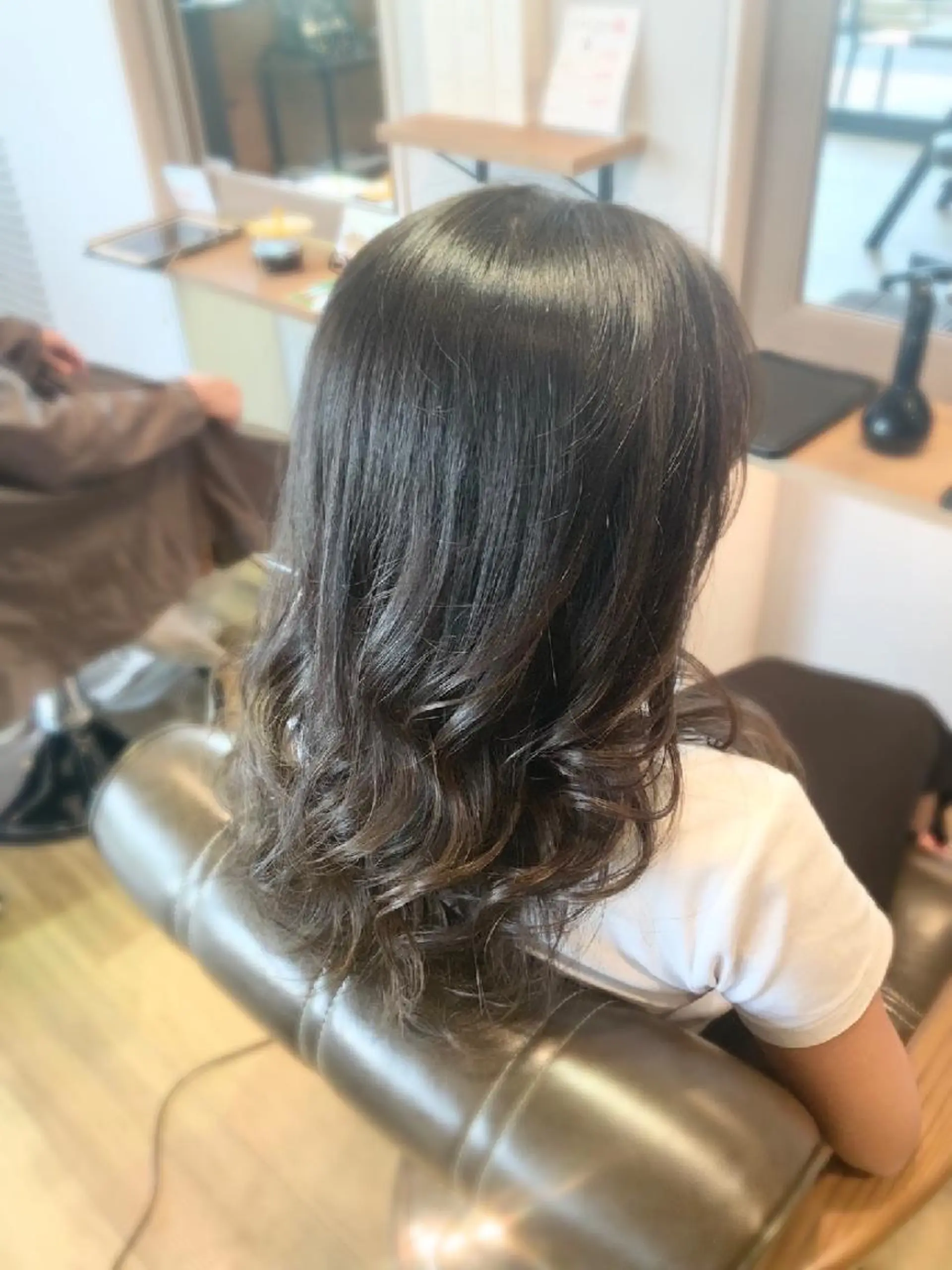 カラー 透明感カラー グレージュ カット ヘアカラー トリートメント 堀 望美のヘアスタイル