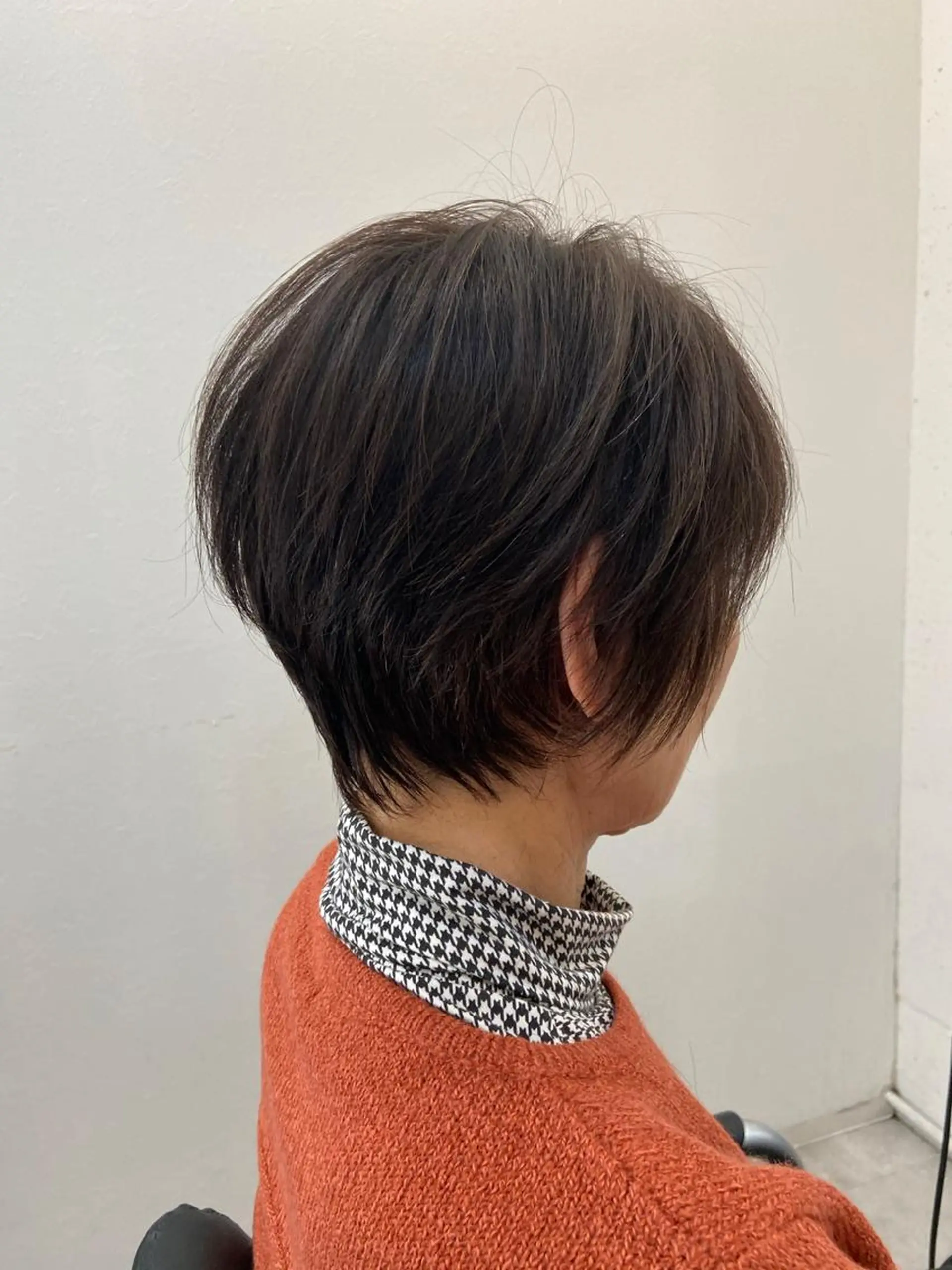 ショート カラー 廣庭 勇人のヘアスタイル