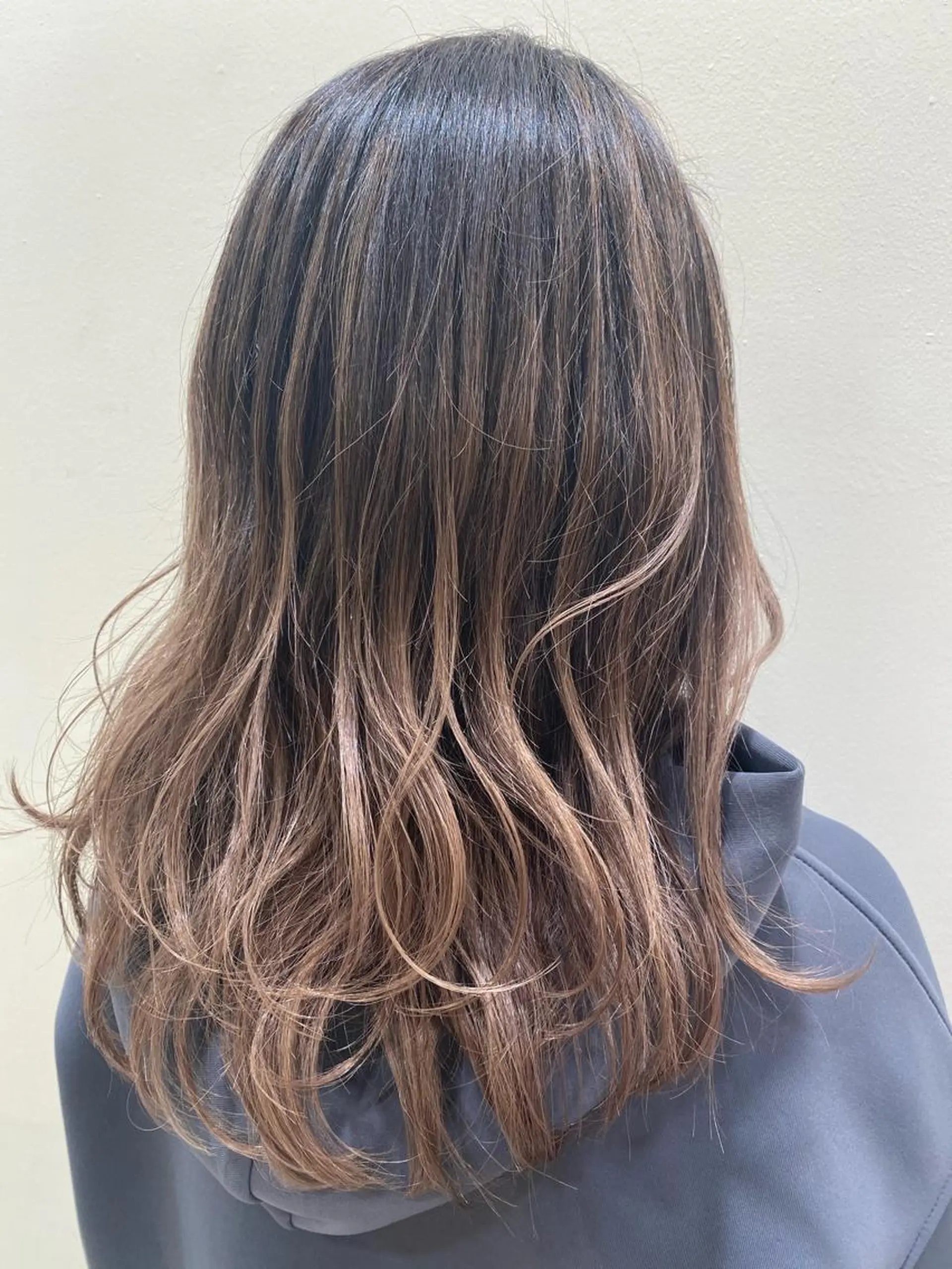 セミロング カラー レイヤーカット ♡HARUKA/縮毛 /髪質改善/BOBのヘアスタイル