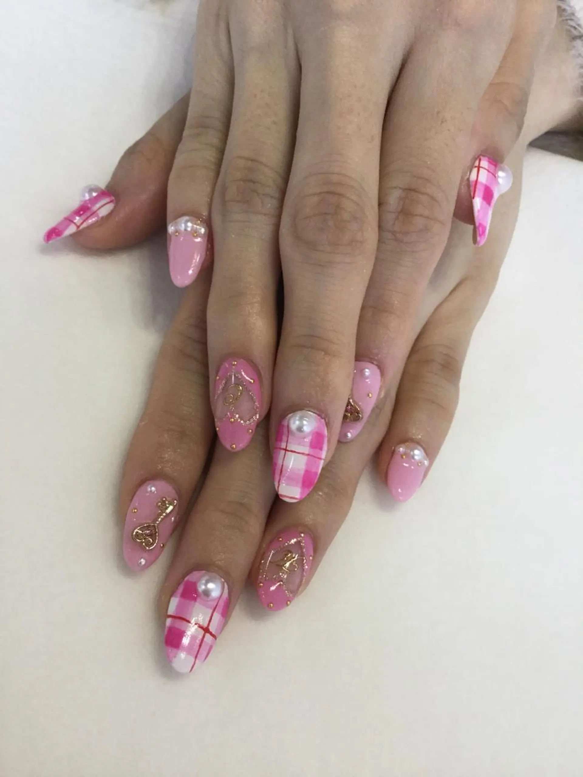 ネイル ハンドネイル 💎🐰 saki. m 🐰💎のネイルデザイン