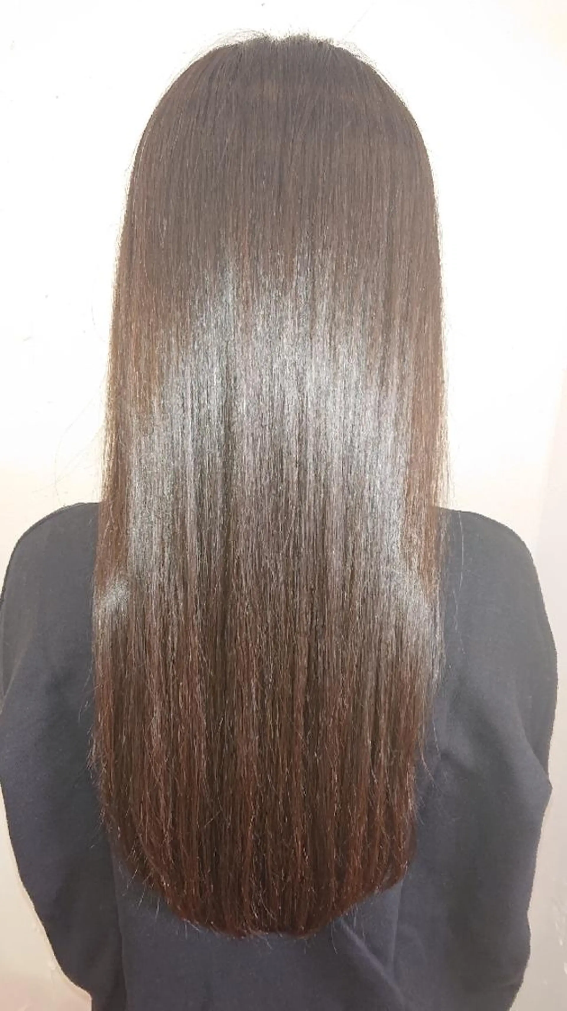 ロング カラー アッシュ ロング 山口 彩海のヘアスタイル