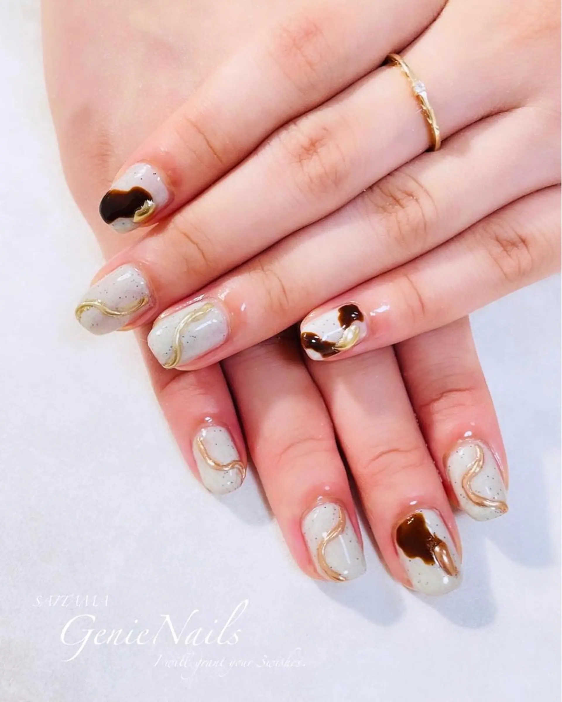 ネイル ニュアンスネイル ハンドネイル Genie Nailsのネイルデザイン