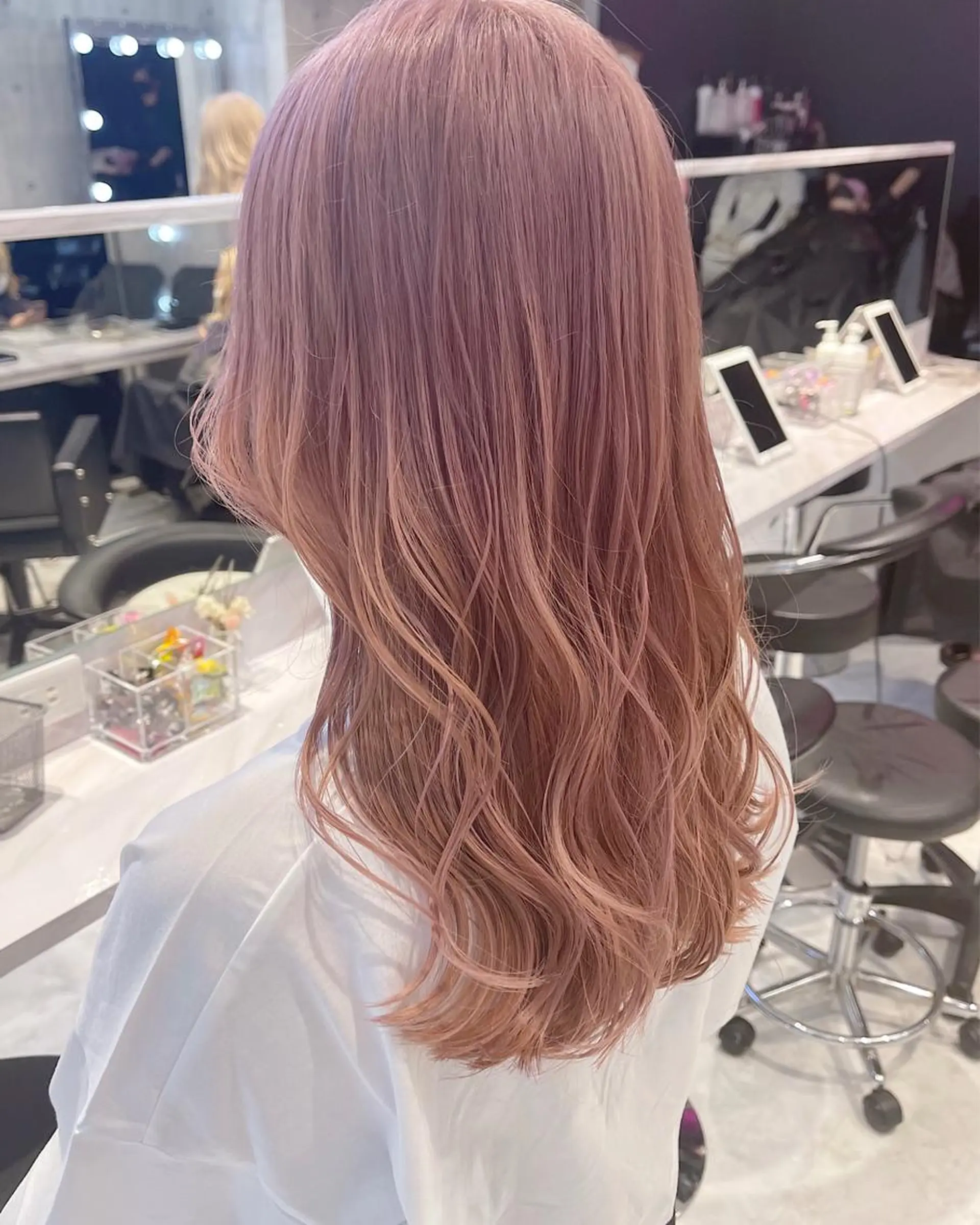 ロング カラー パーマ ヘアアレンジ メンズ キッズ ネイル マツエク・マツパ アイブロウ 🎀韓国レイヤー YURINA🎀のヘアスタイル