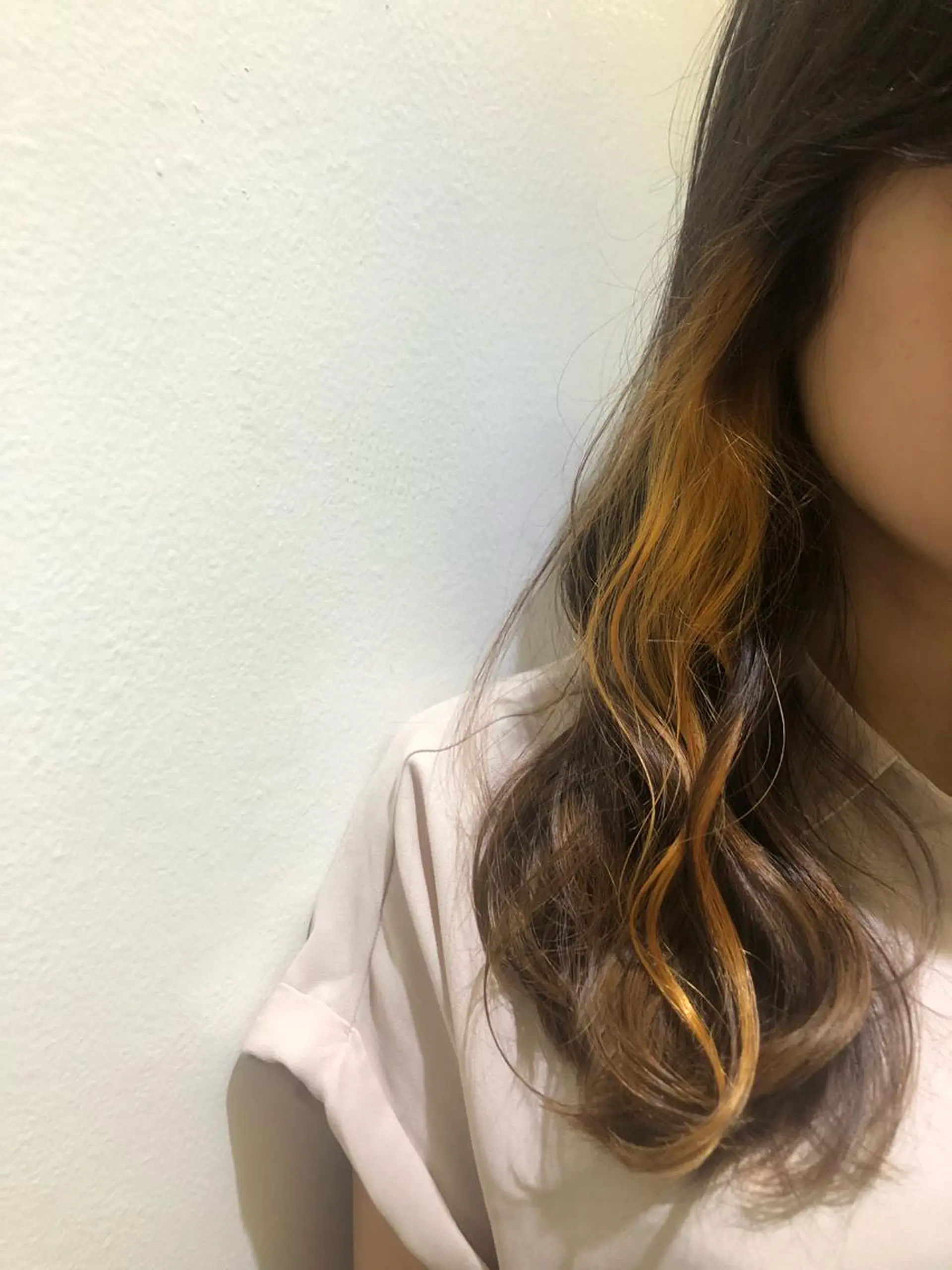 カラー 横瀬 稀のヘアスタイル