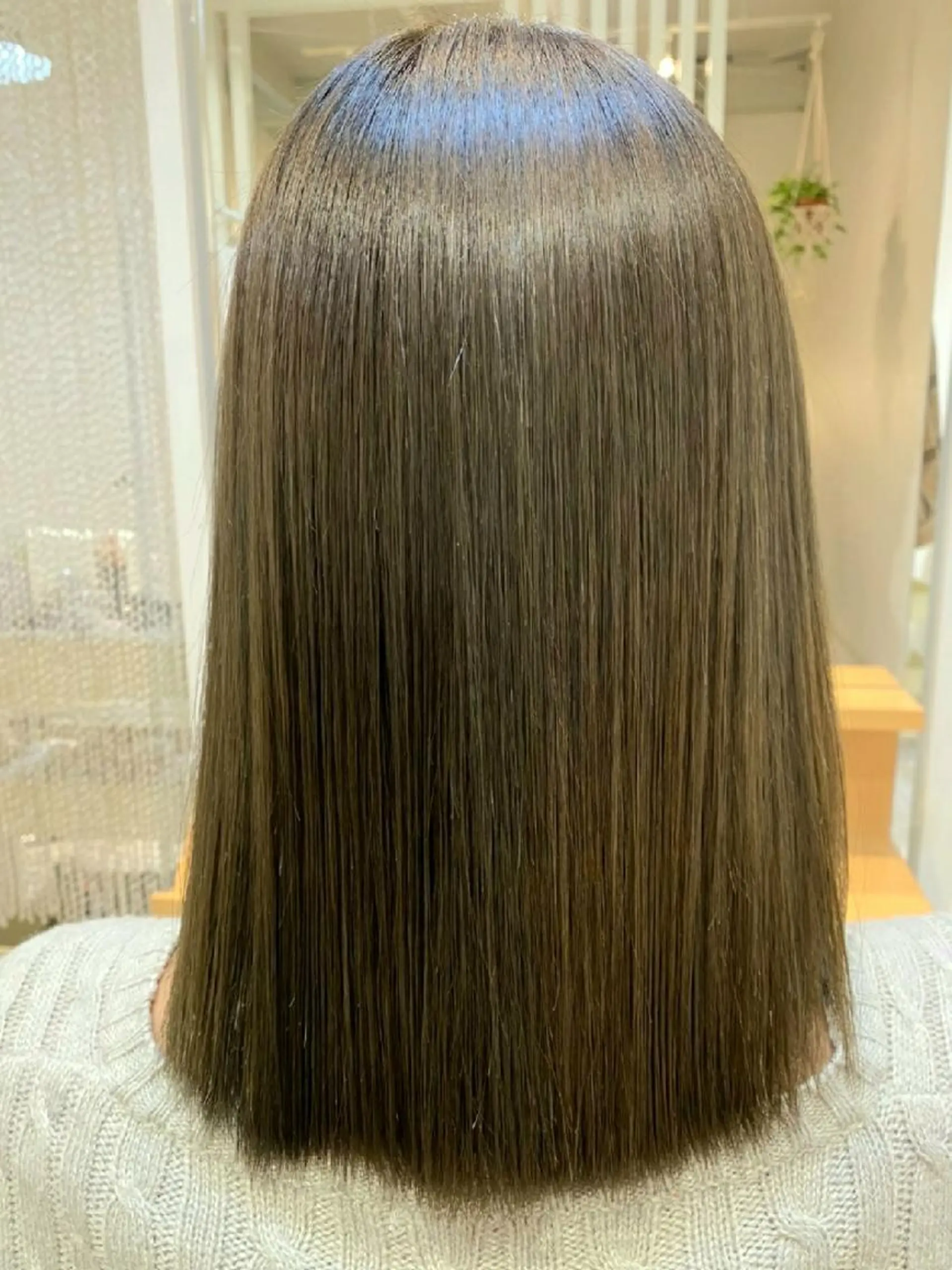 カラー ミディアム ブリーチ 透明感カラー グレージュ ブリーチなしカラー 髪質改善 北九州美容室 🕊️わかな✂︎のヘアスタイル