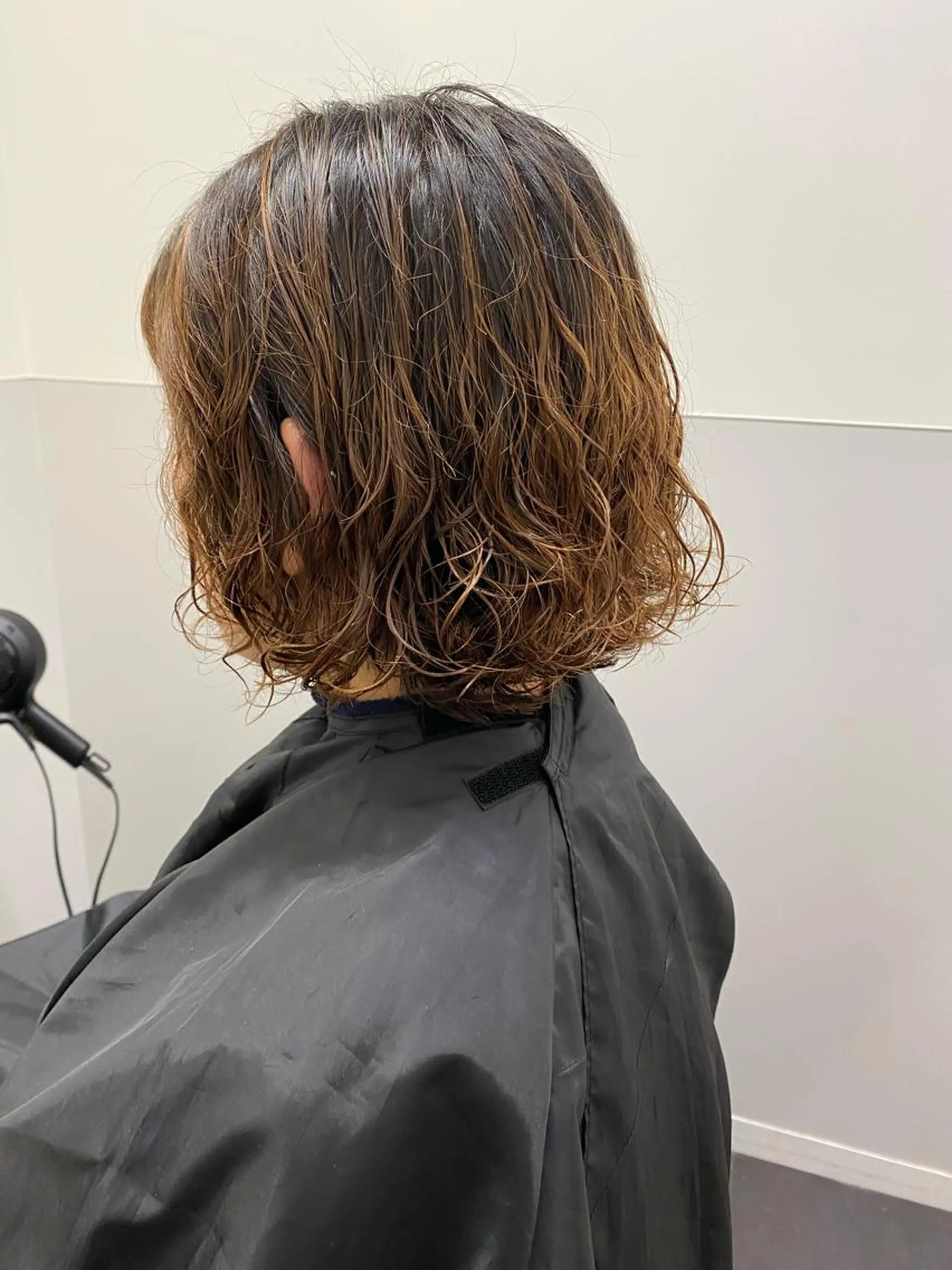 ミディアム パーマ パーマ、髪質改善 菊地美月のヘアスタイル