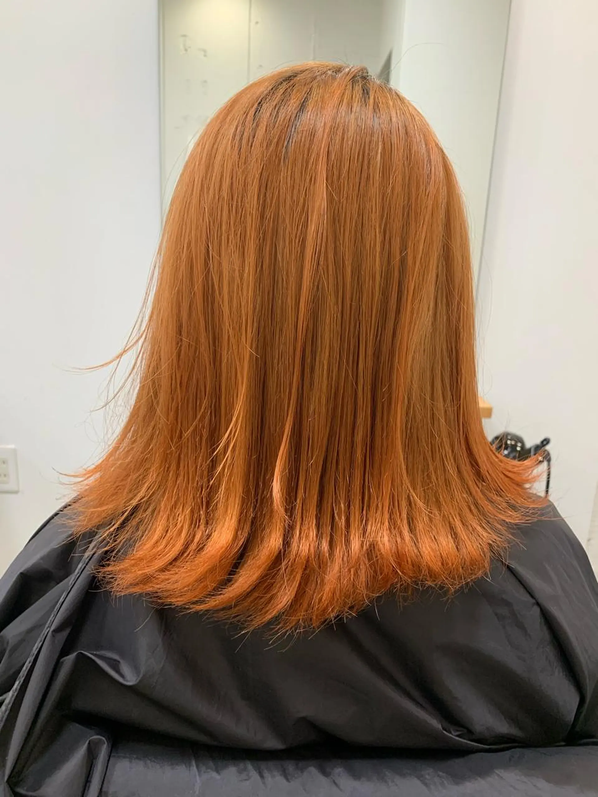 カラー ハイトーンカラー オレンジ S-TAGE Anna.Hのヘアスタイル