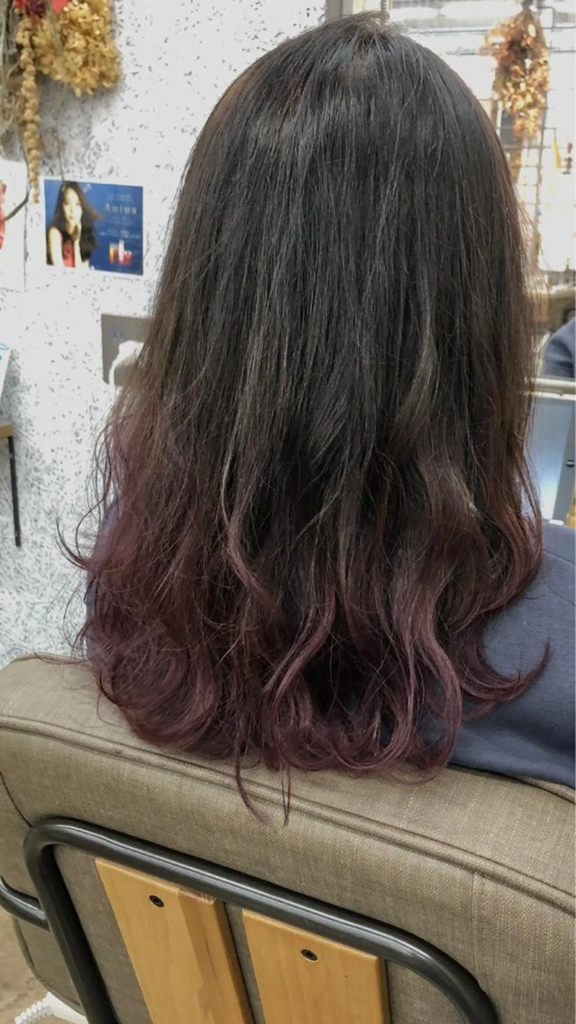 ロング カラー グラデーションカラー カノエ 松江学園店のヘアスタイル