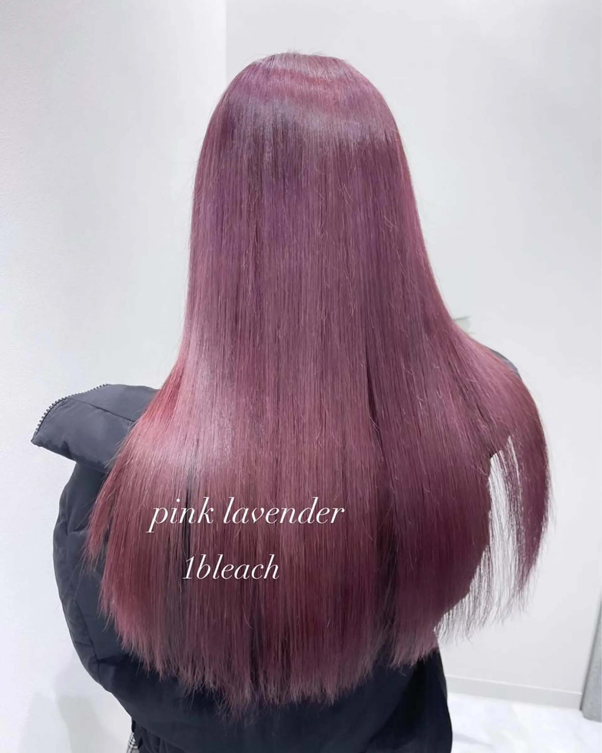 ロング カラー ヘアアレンジ 𝘳𝘺𝘰𝘬𝘢 髪質改善／ブリーチのヘアスタイル