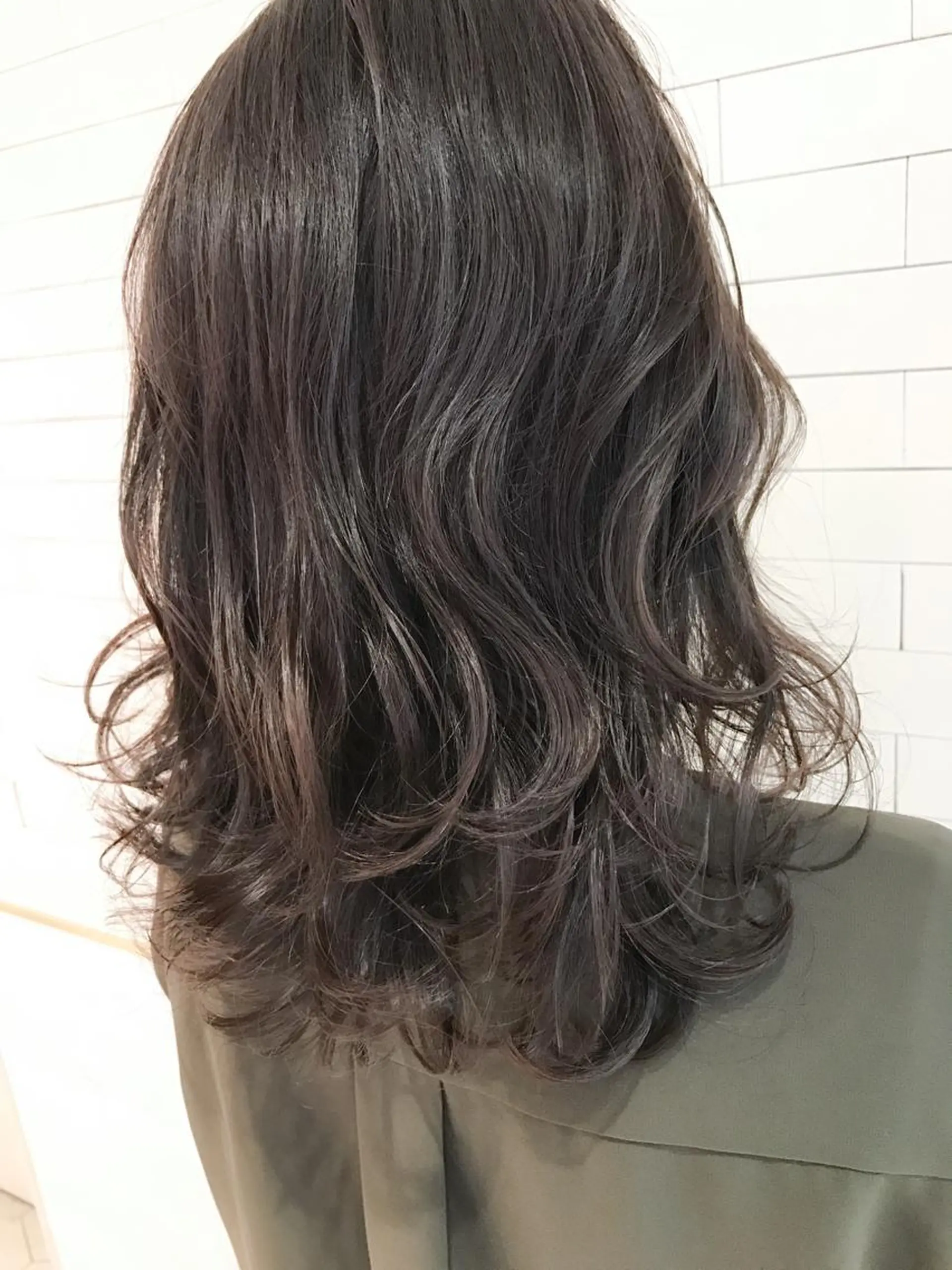 ミディアム カラー ヘアアレンジ ダークグレー ダークグレージュ グレージュ 🧡ショートの達人 🧡SHOのヘアスタイル