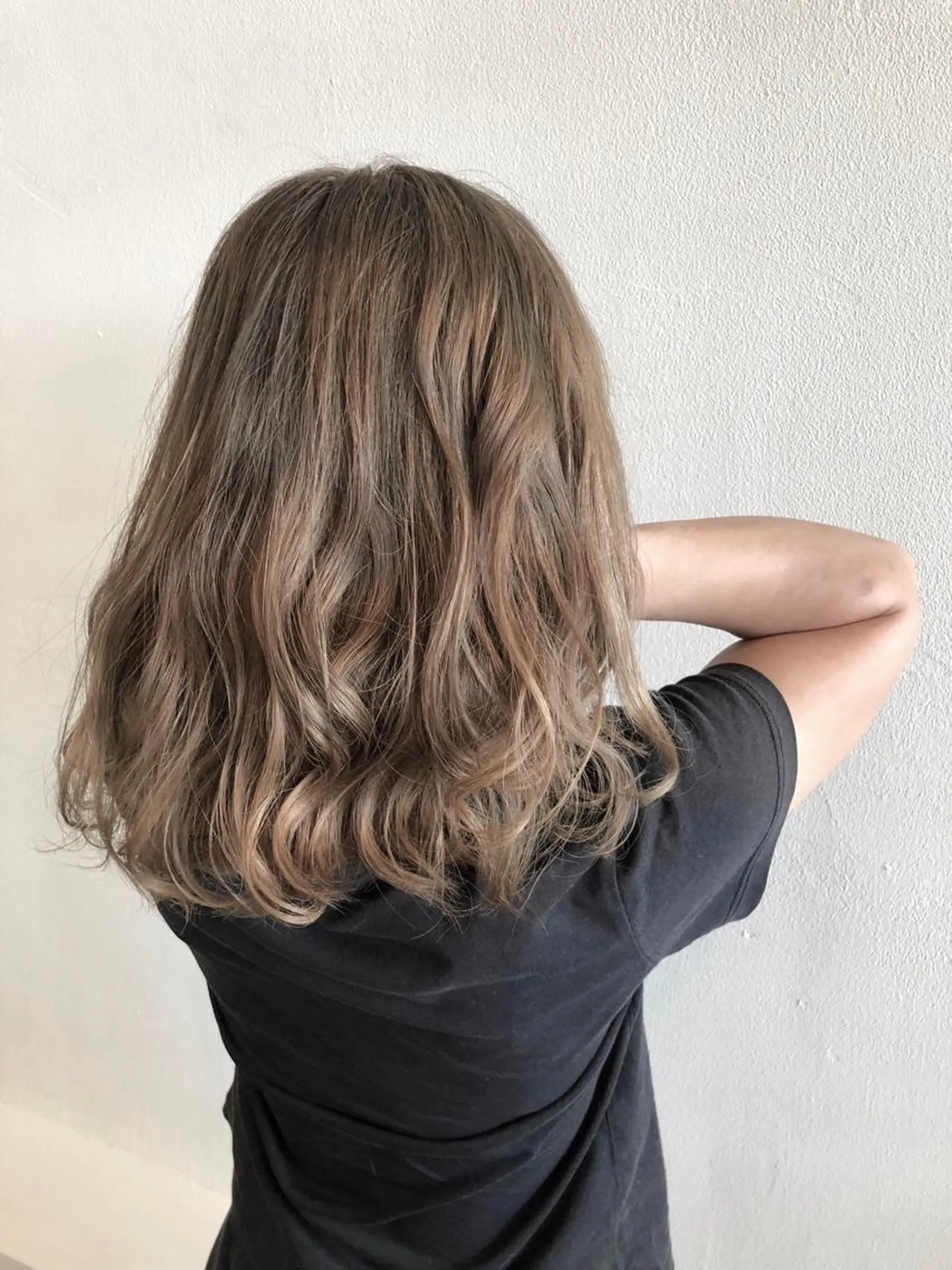 セミロング カラー ヘアカラー Hair make VERDA所属・宮下 耕平のヘアスタイル