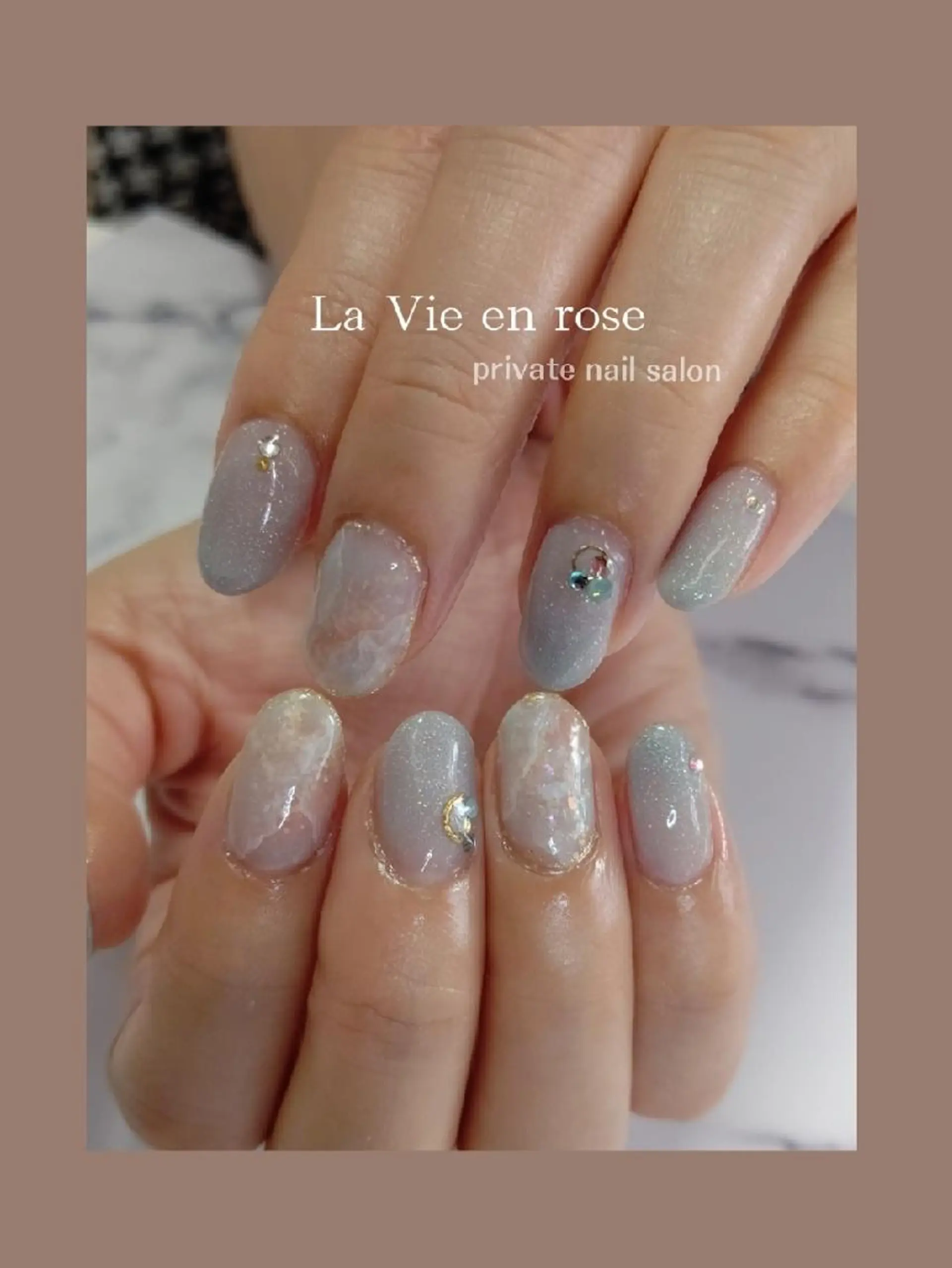 ネイル ラヴィアン ローズのネイルデザイン