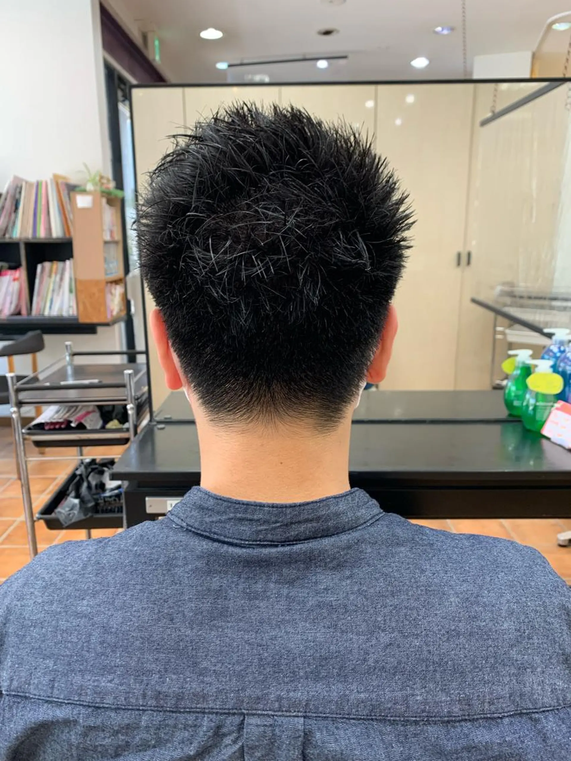 メンズ フリーランス理美容師 いさかのヘアスタイル