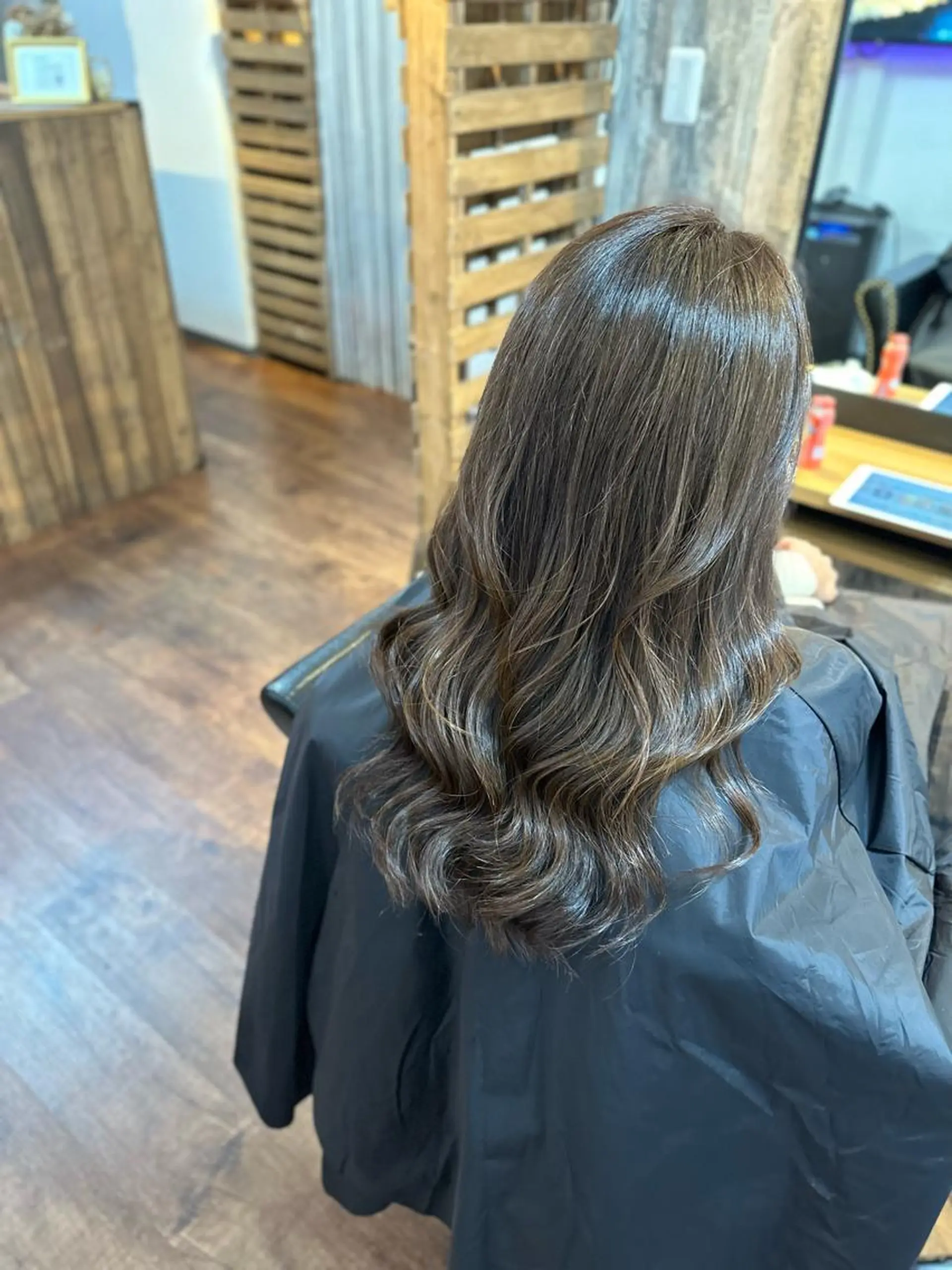 ロング カラー ヘアカラー Luzir⭐︎ GEN⭐︎のヘアスタイル