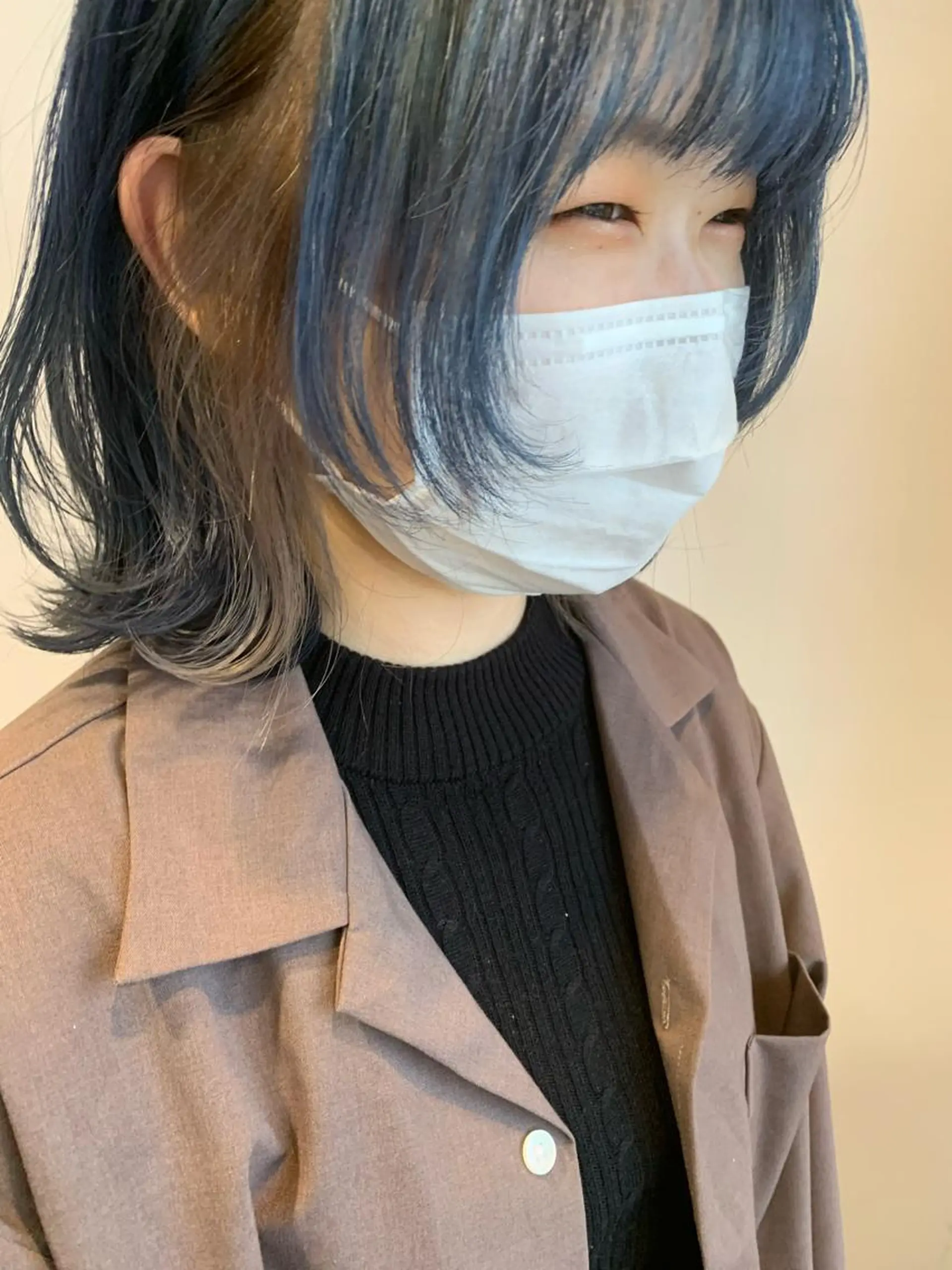 ミディアム カラー ブルーカラー シルバー ウルフカット 🌿‬ ܸAir 透明感🌱西村知佳のヘアスタイル