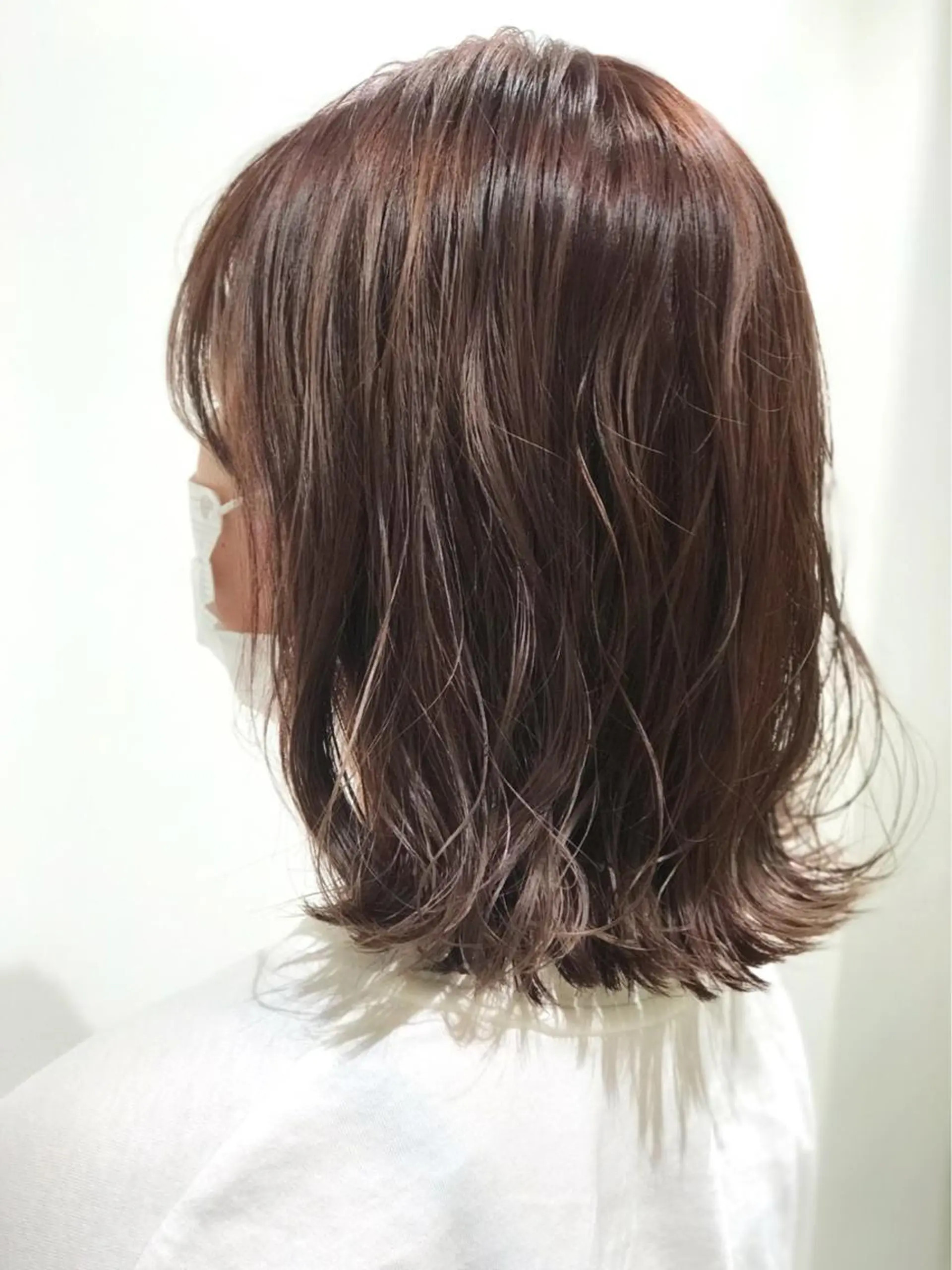 ミディアム カラー ブルーカラー 由比藤理子 ブリーチカラー🌈のヘアスタイル