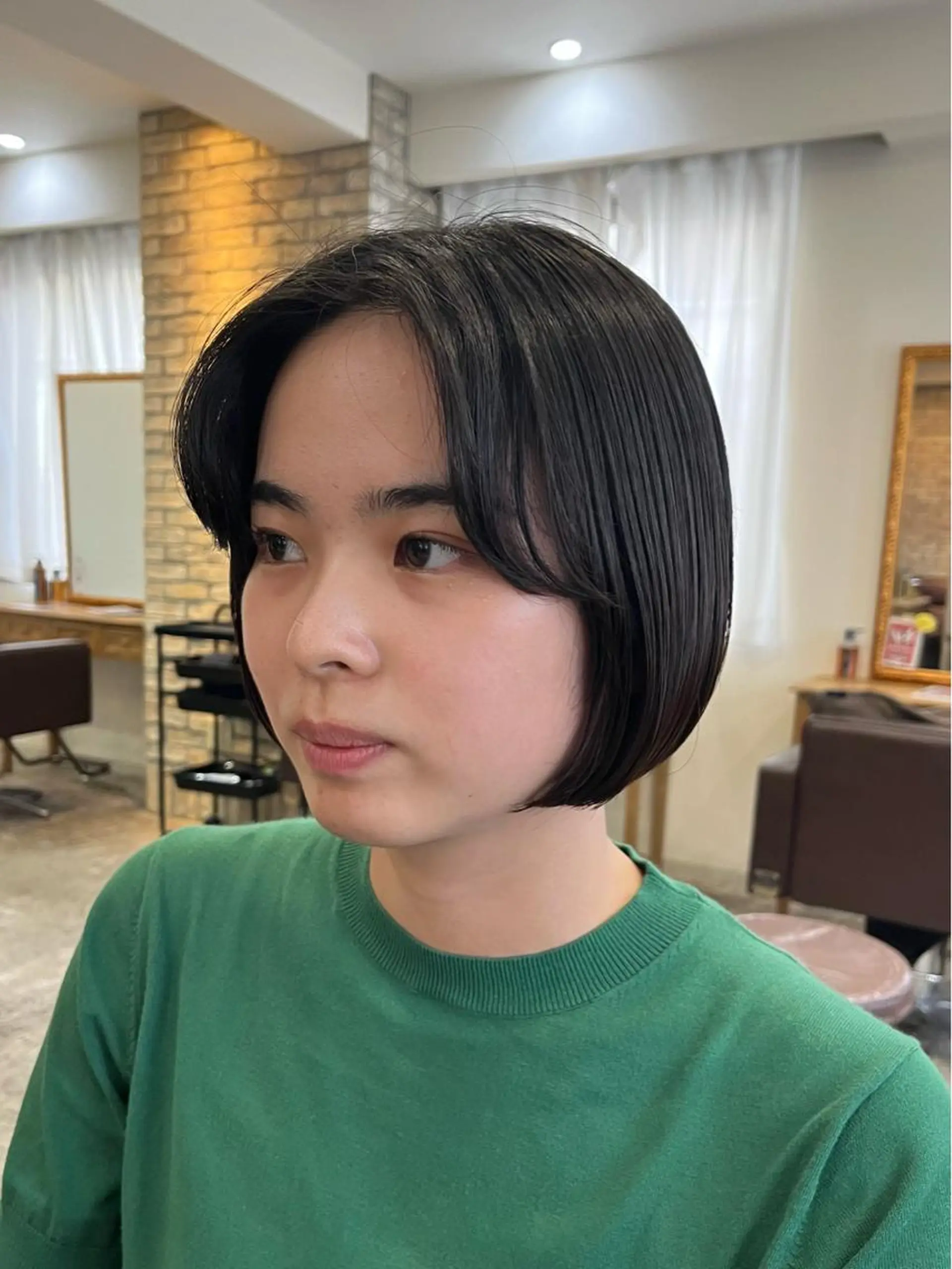 ミディアム カット ヘアカラー ショートスタイル /tomo.のヘアスタイル