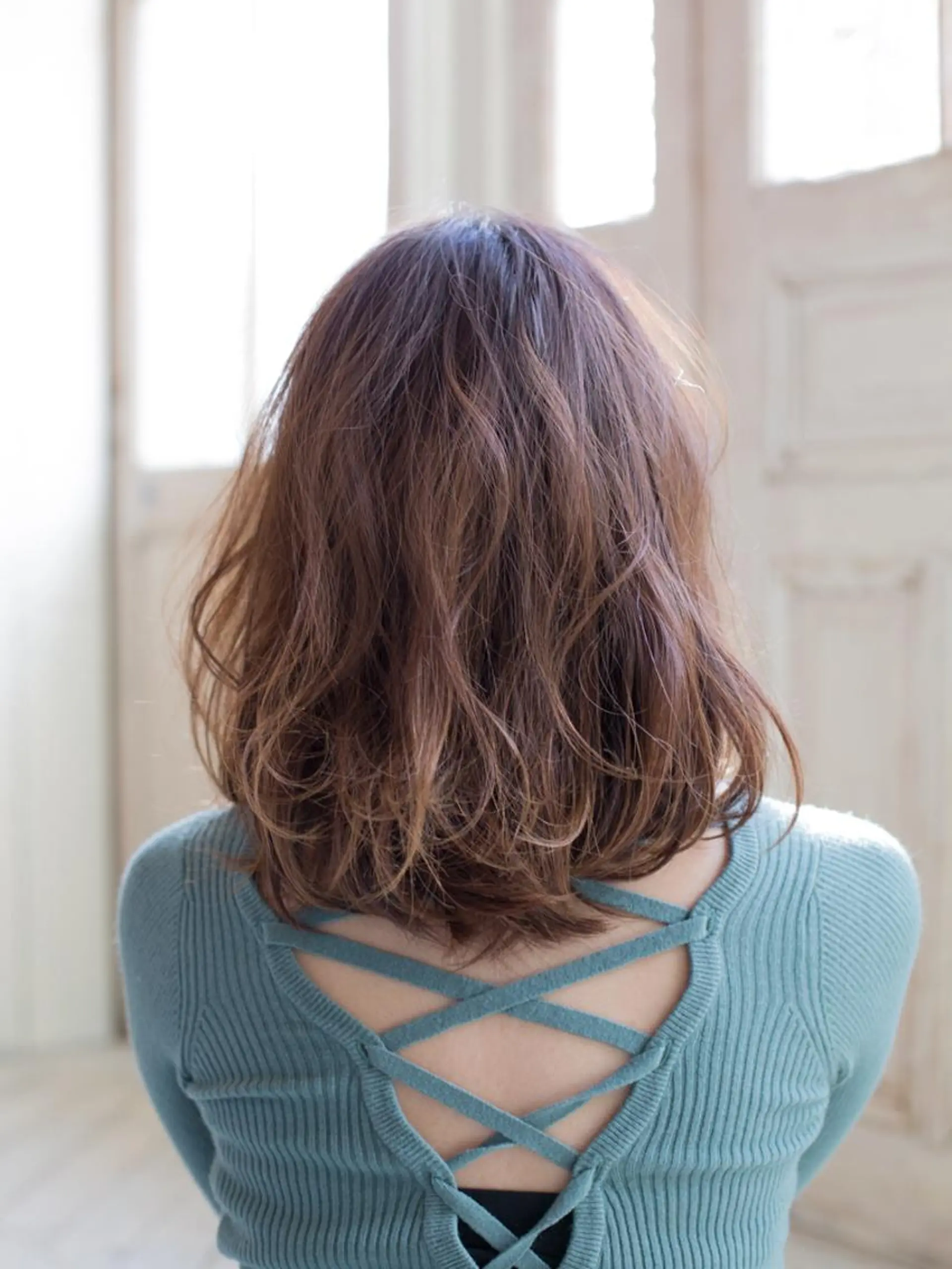 ミディアム 【デザイナー】田中 美生のヘアスタイル