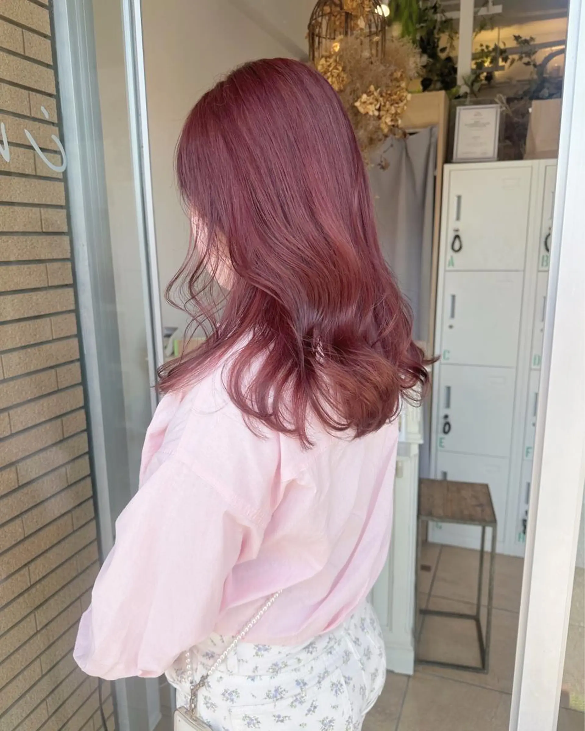 セミロング カット ヘアカラー トリートメント ＨＩ ROのヘアスタイル