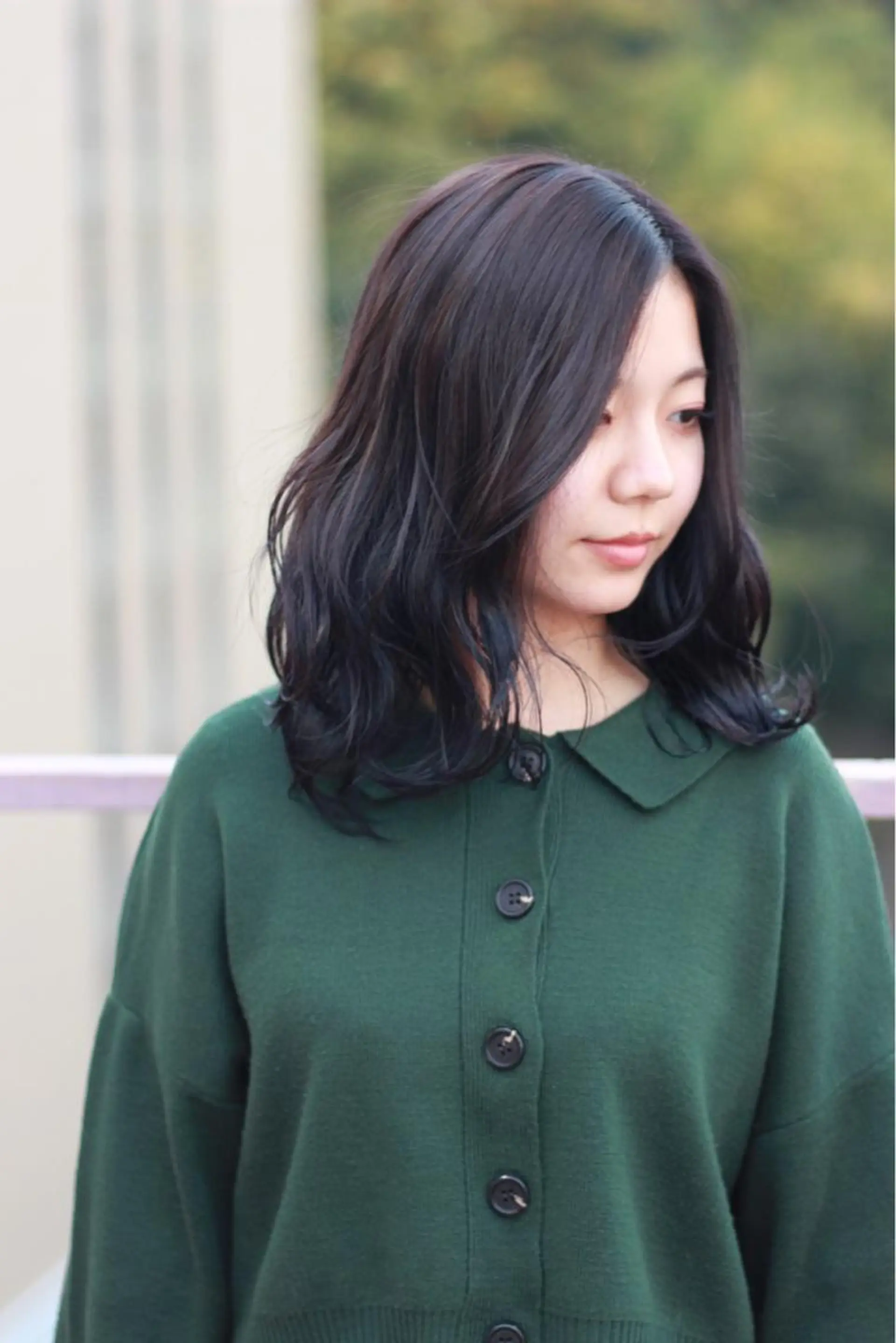 セミロング カラー アッシュ ラベンダーカラー ラベンダーアッシュ カット ヘアカラー トリートメント Viage （ビアージュ）のヘアスタイル