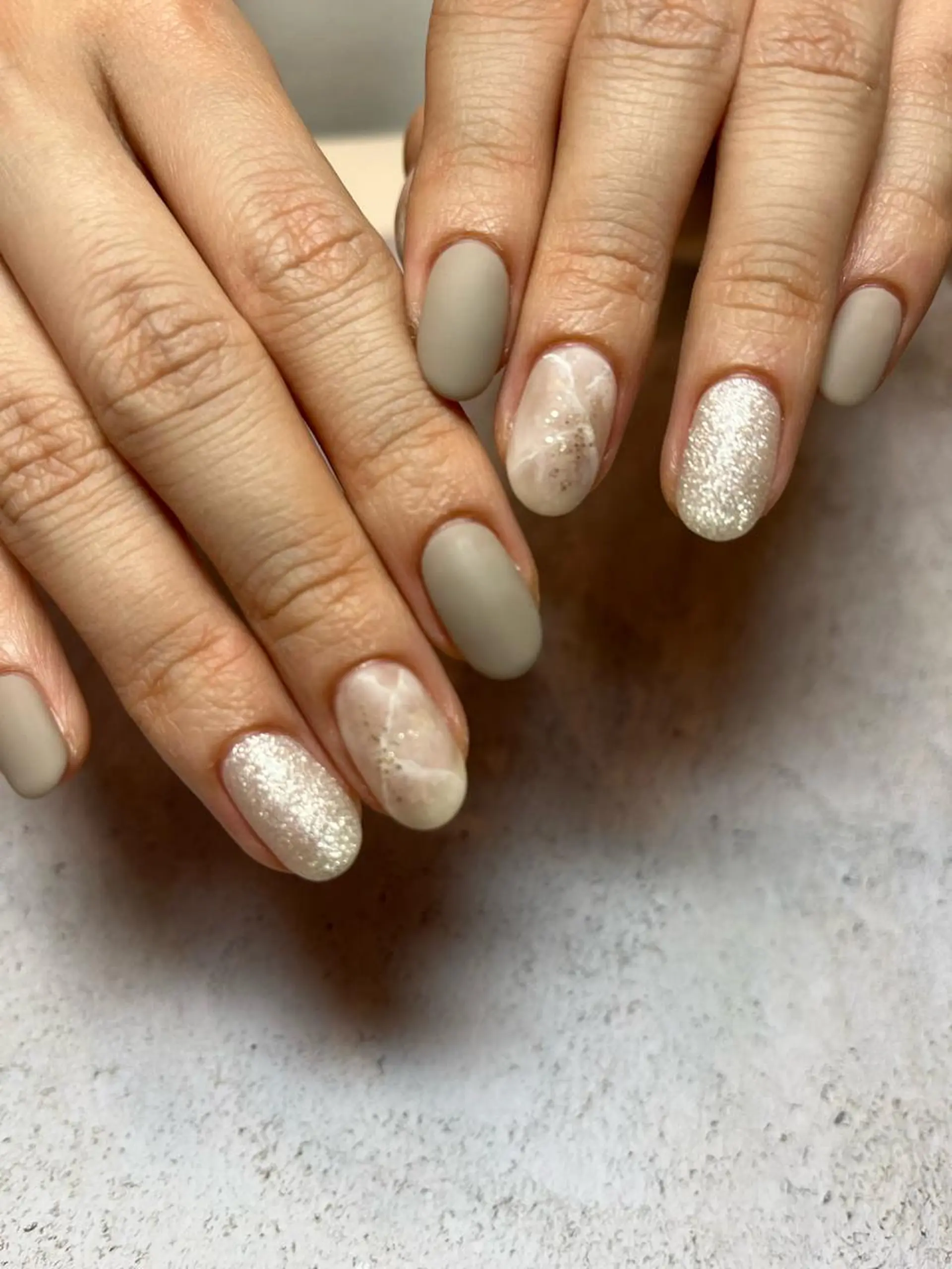 ネイル ハンドネイル 【LINON】 airiのネイルデザイン