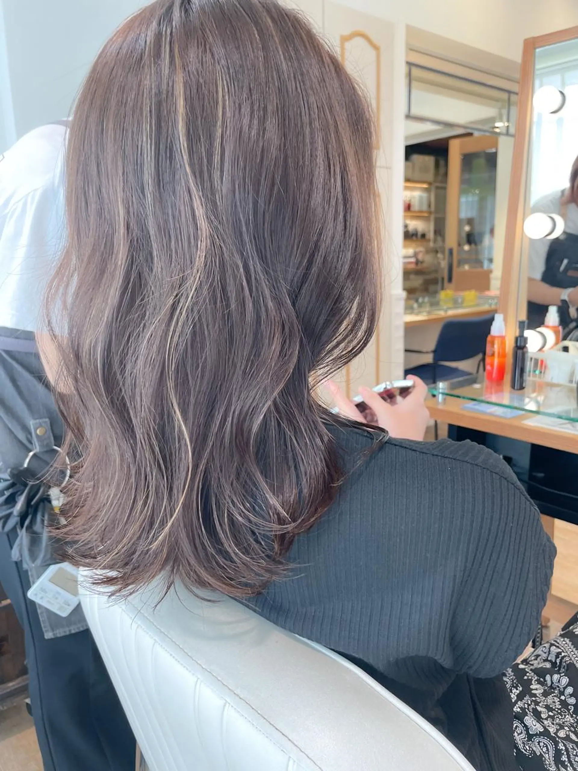 ミディアム カラー ベージュカラー ハイライトカラー 3Dハイライト ハイライト ヘアカラー トリートメント ヘッドスパ ✨カラー支持No.1 🧸ワキ カナコ🧸のヘアスタイル