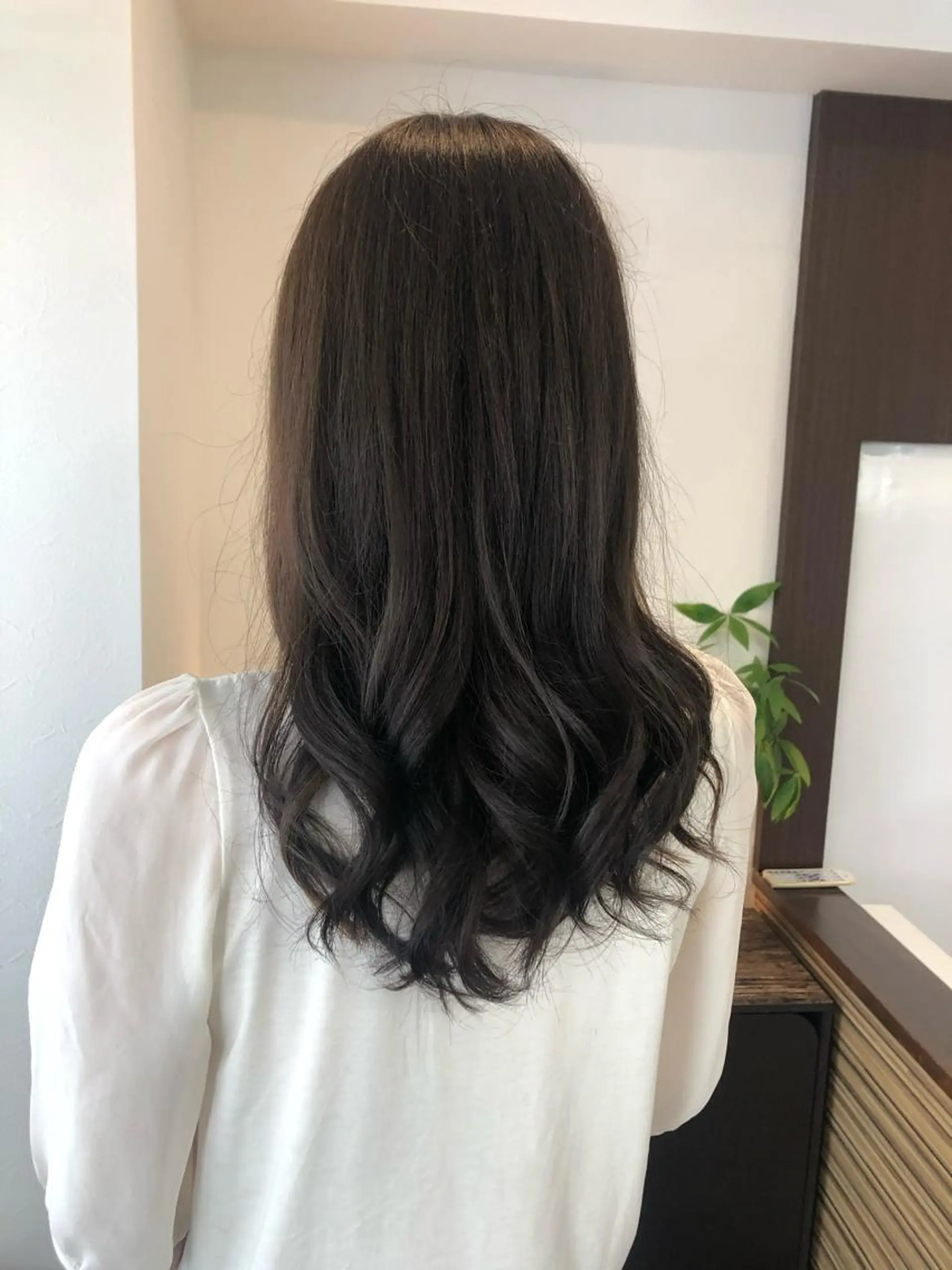 ロング カラー 堀内 七海のヘアスタイル
