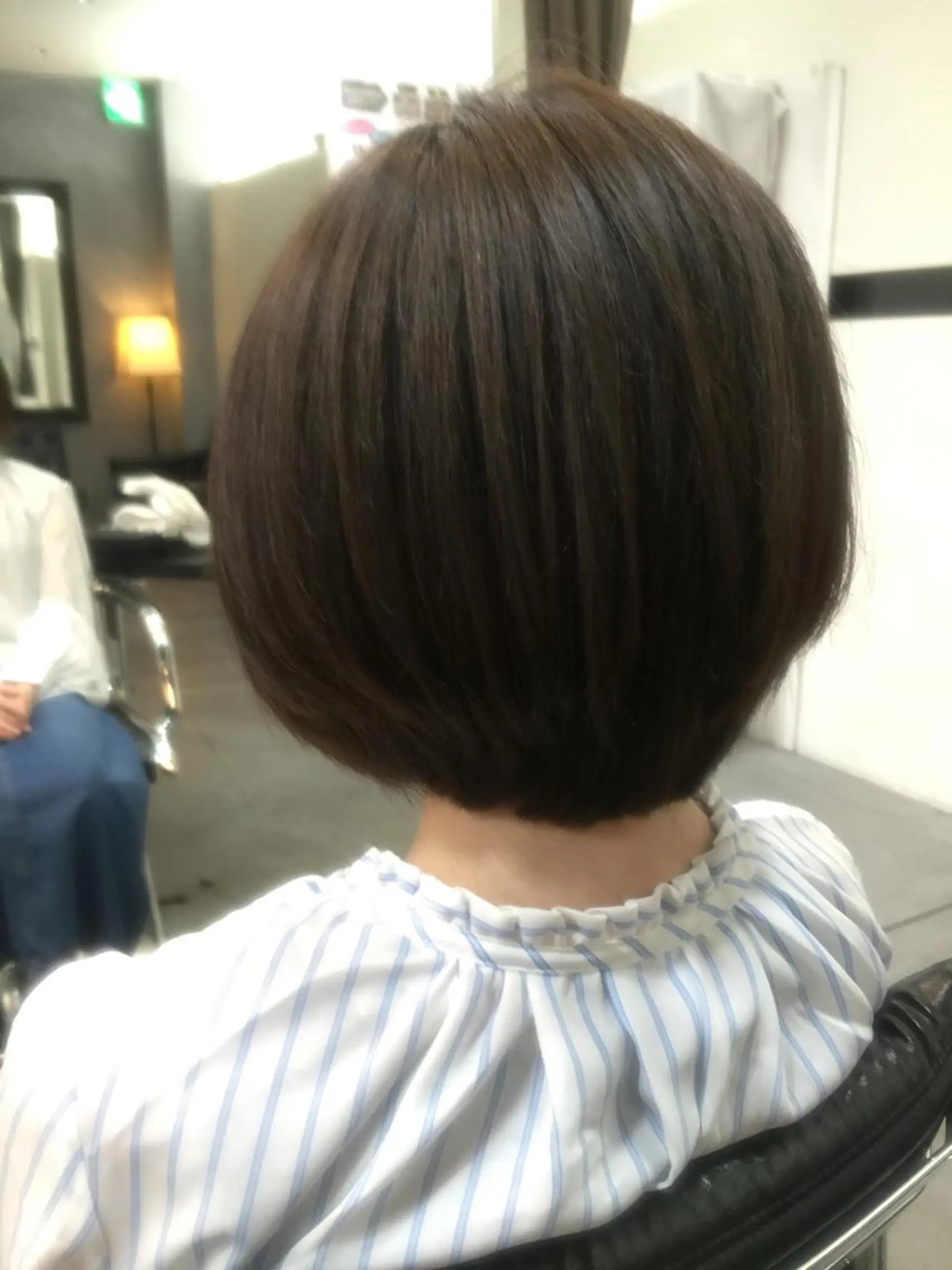 ショート カラー ショートボブ アッシュ ベージュカラー ボブ ショートヘア 秋野 睦実のヘアスタイル