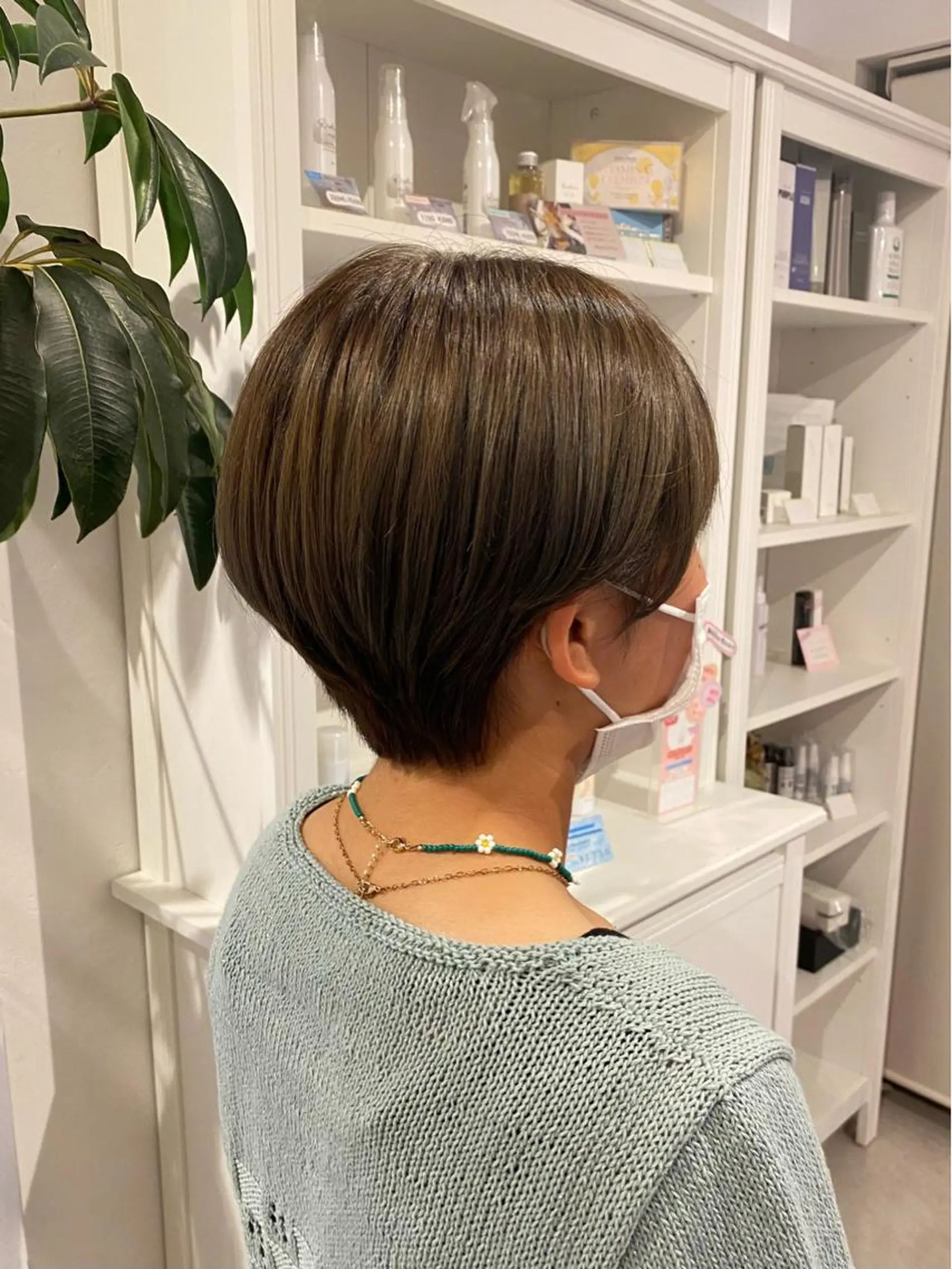 ショート カット ヘアカラー トリートメント 梛木 唯のヘアスタイル